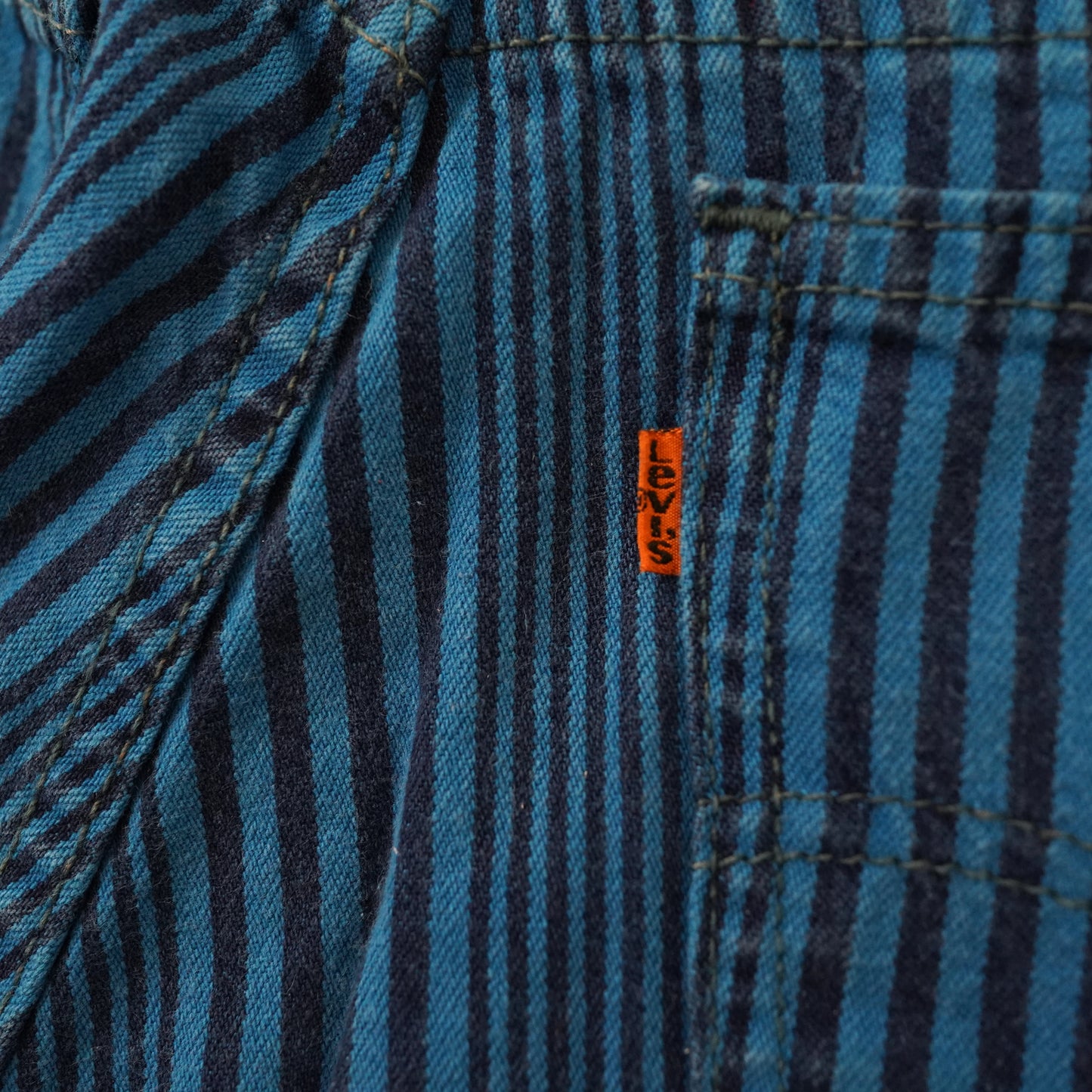 Levi's stripe half pants