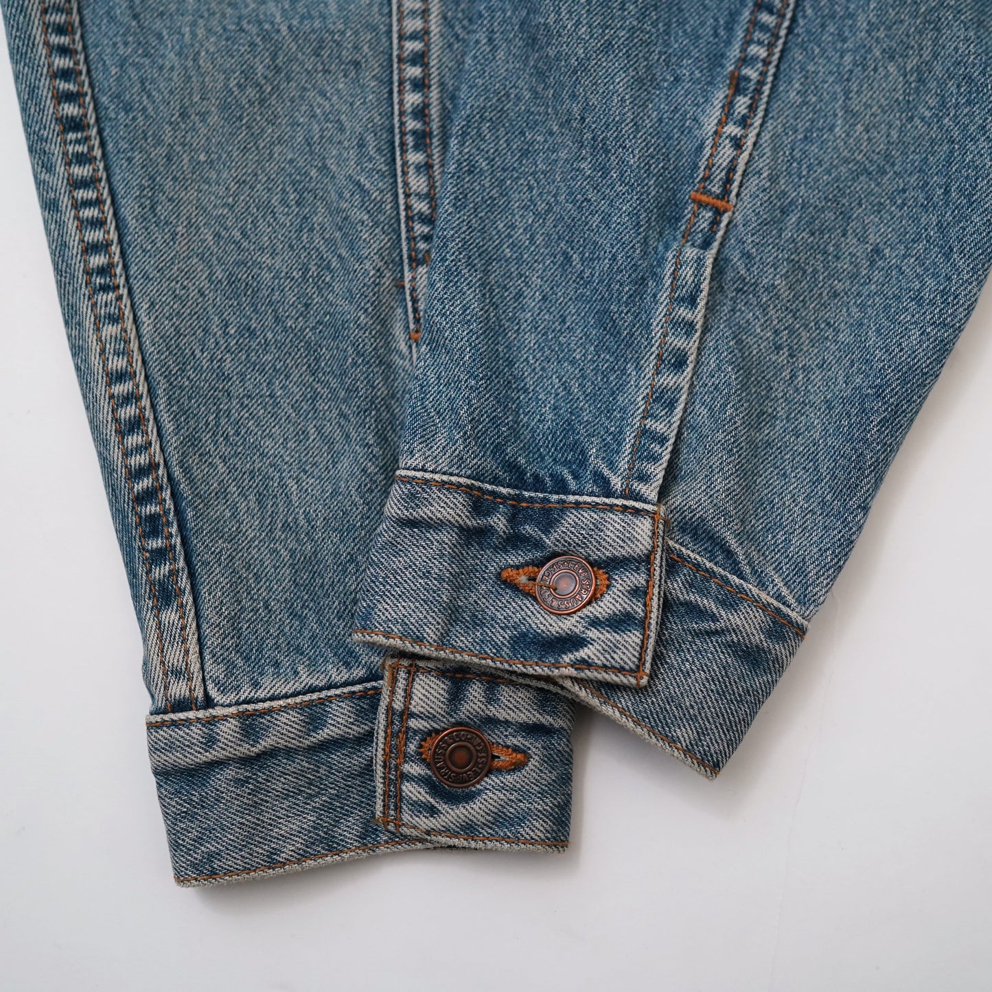 90s Levi's denim jacket