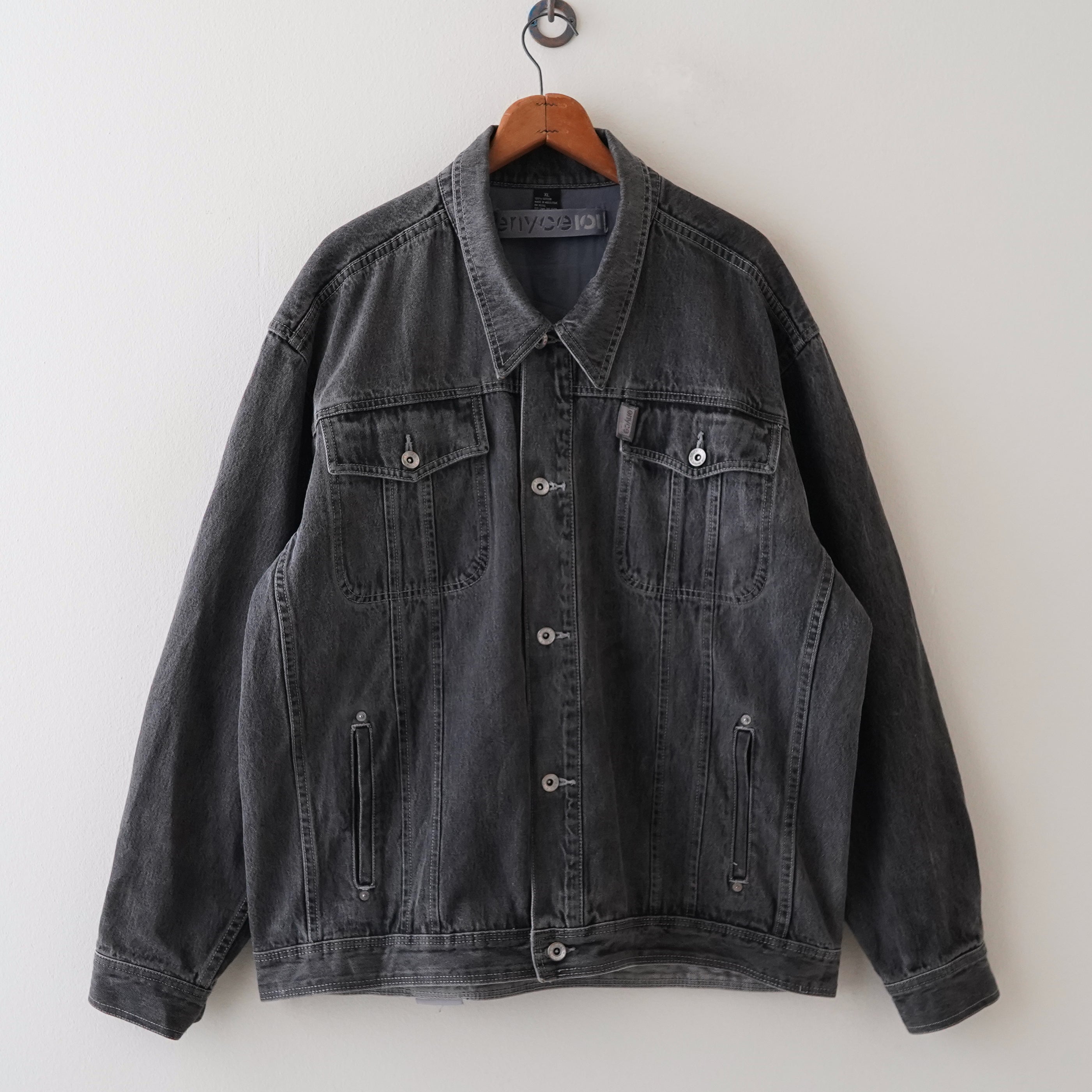 ENYCE denim jacket NEVER KNOWS