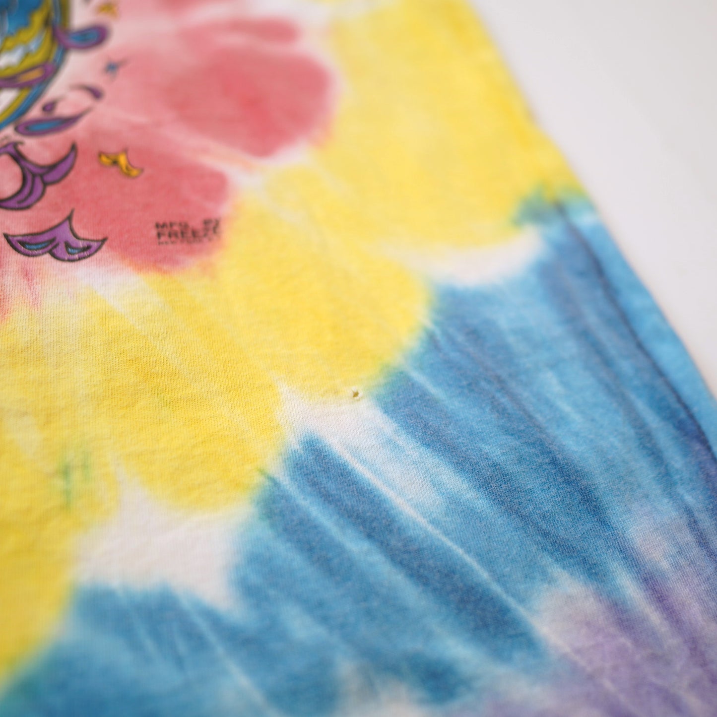 90s LOONEY TUNES tie-dye tee