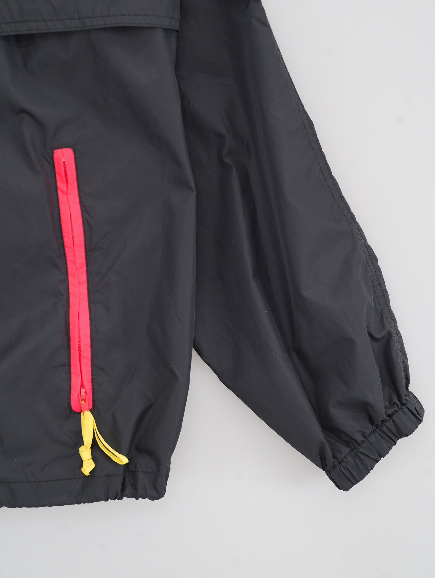 80s-90s Woolrich nylon jacket