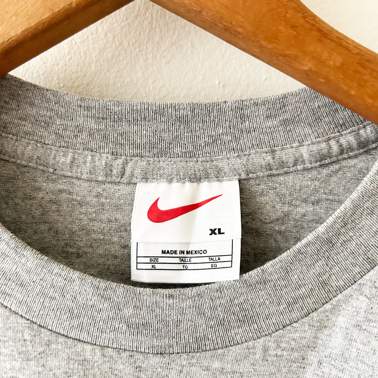 NIKE TENNIS tee