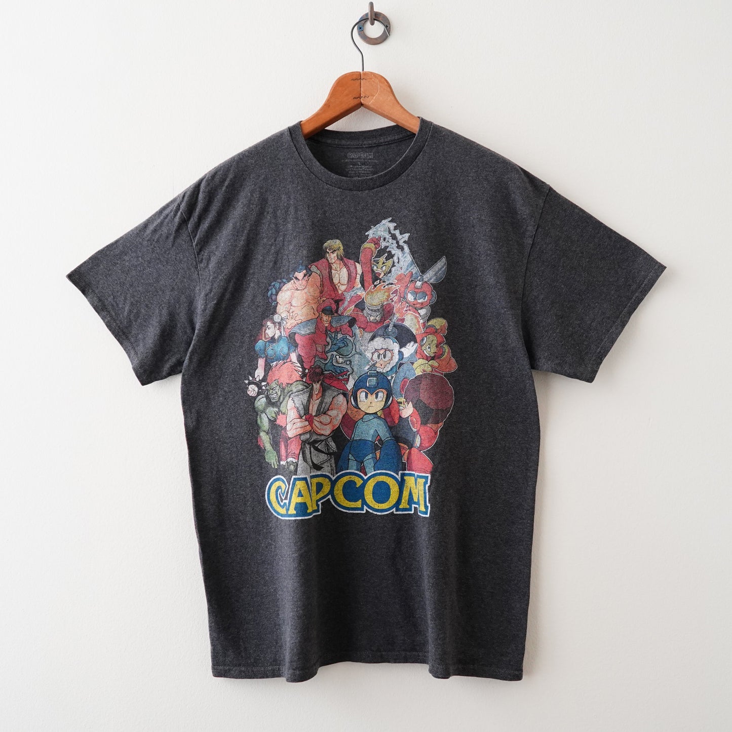 CAPCOM tee