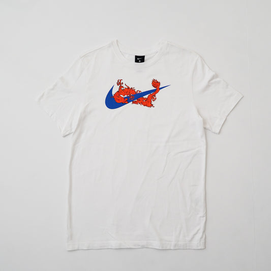 NIKE dragon tee