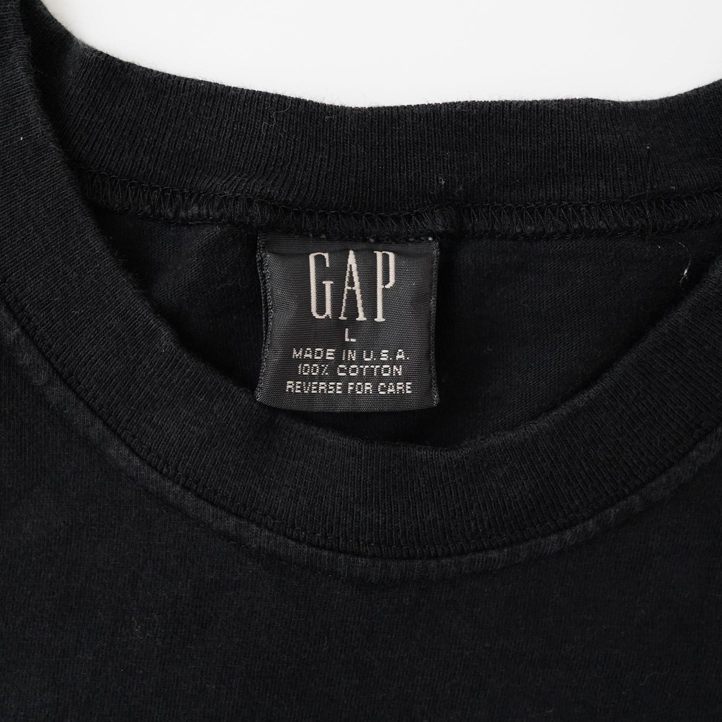 GAP tee