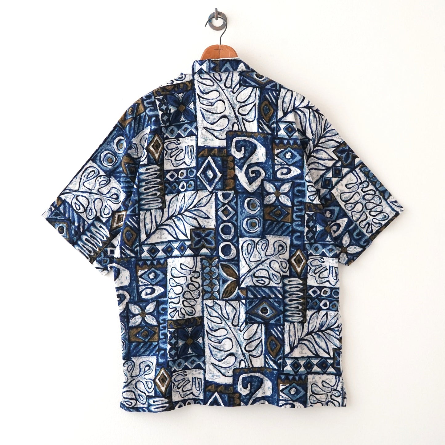 90s Aloha shirt