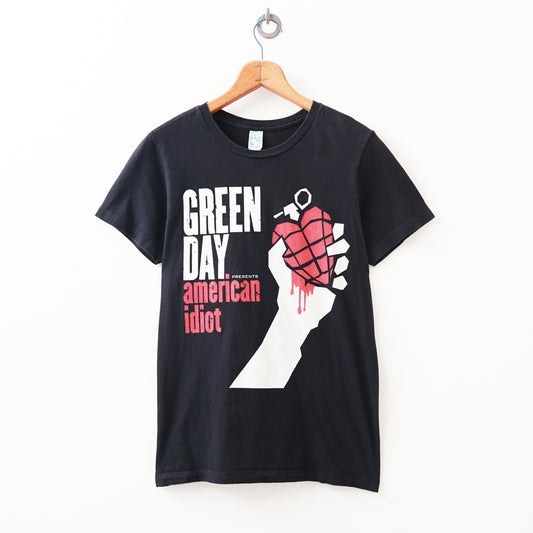 Green Day tee