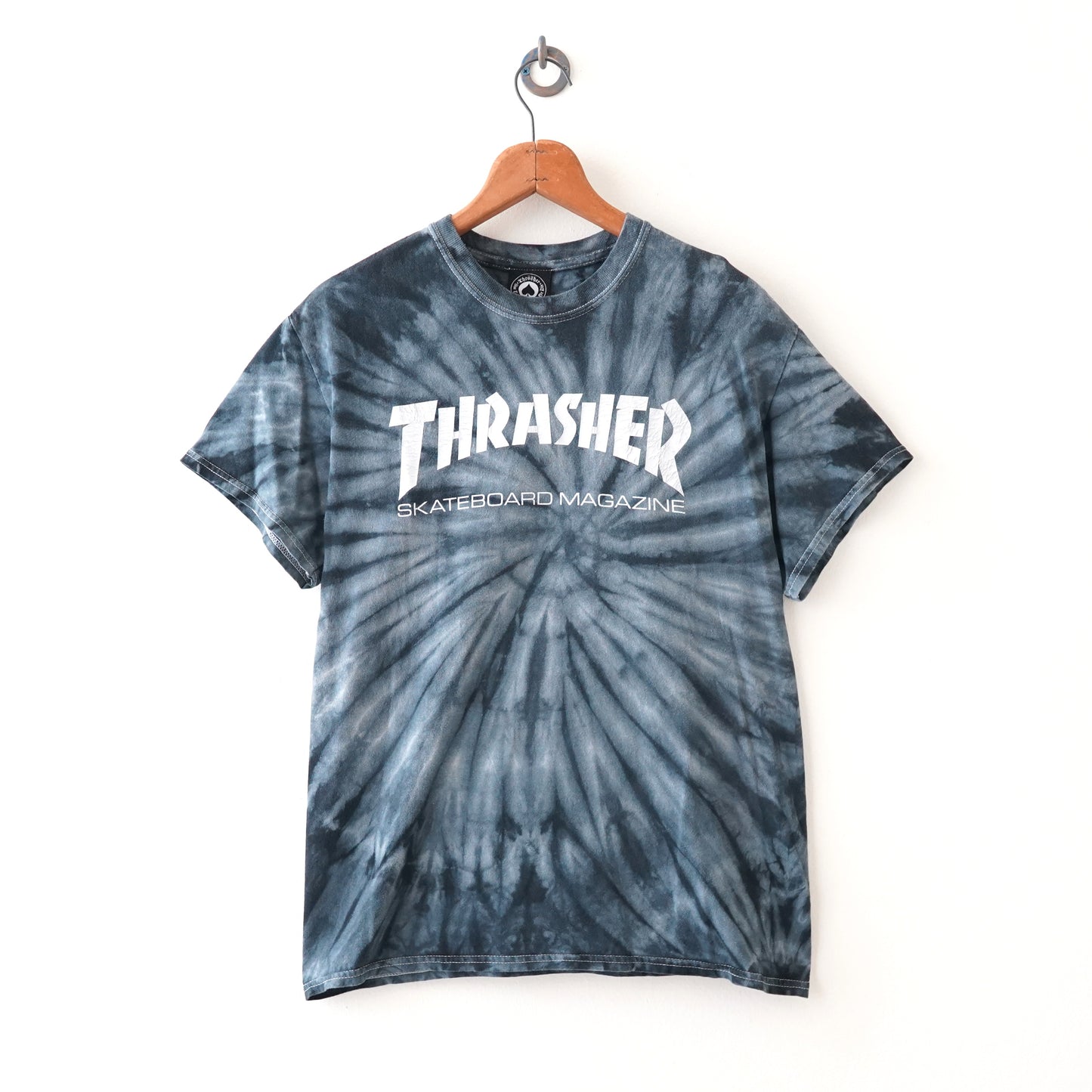 THRASHER tee