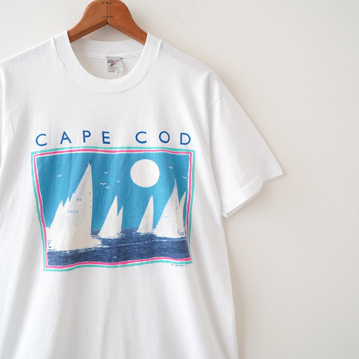 90s print tee