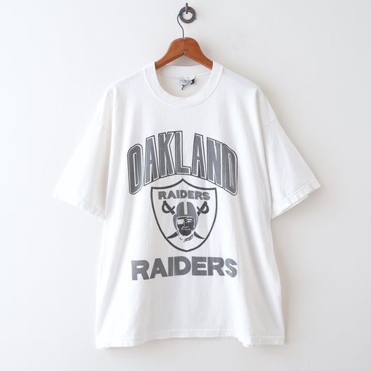 RAIDERS tee