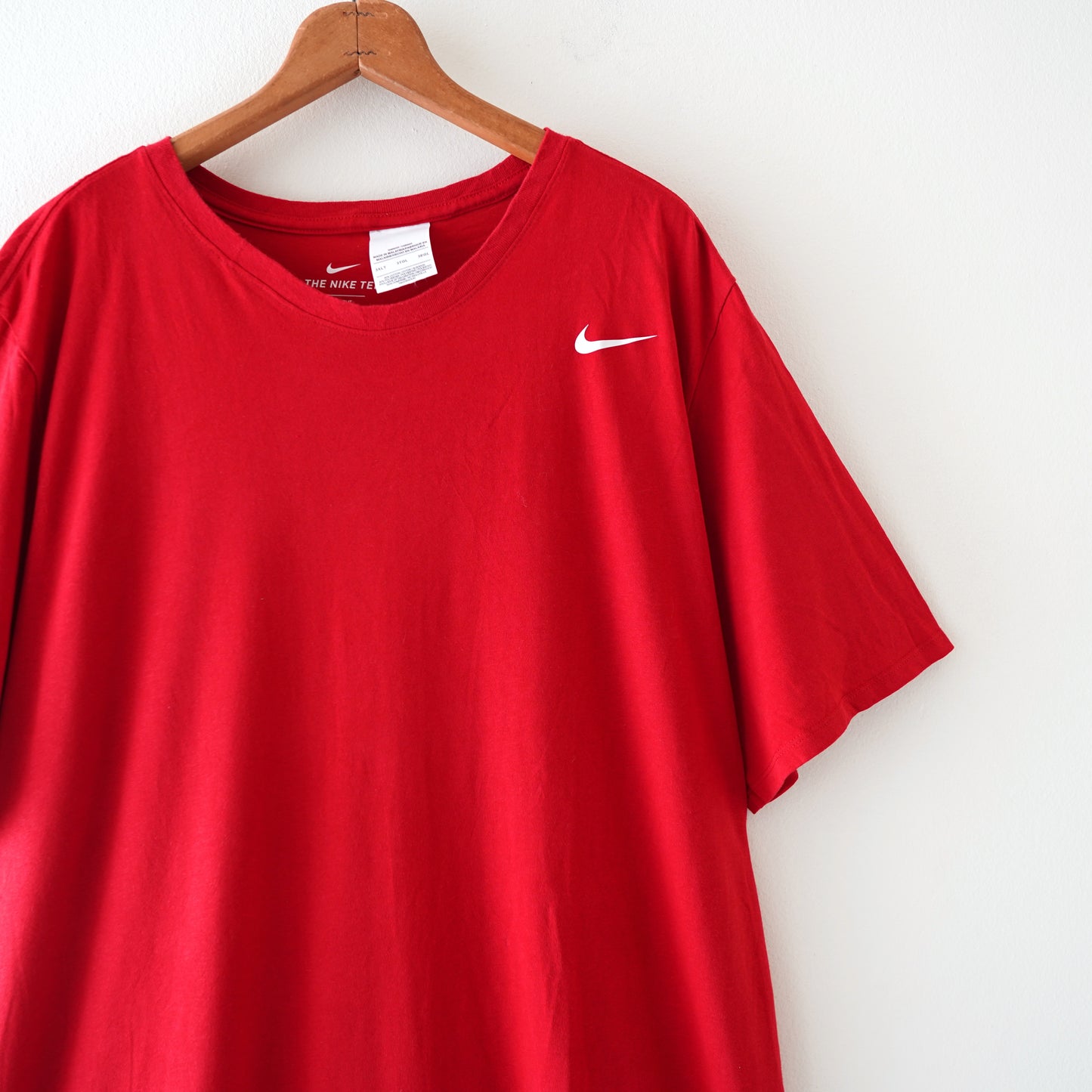 NIKE swash tee