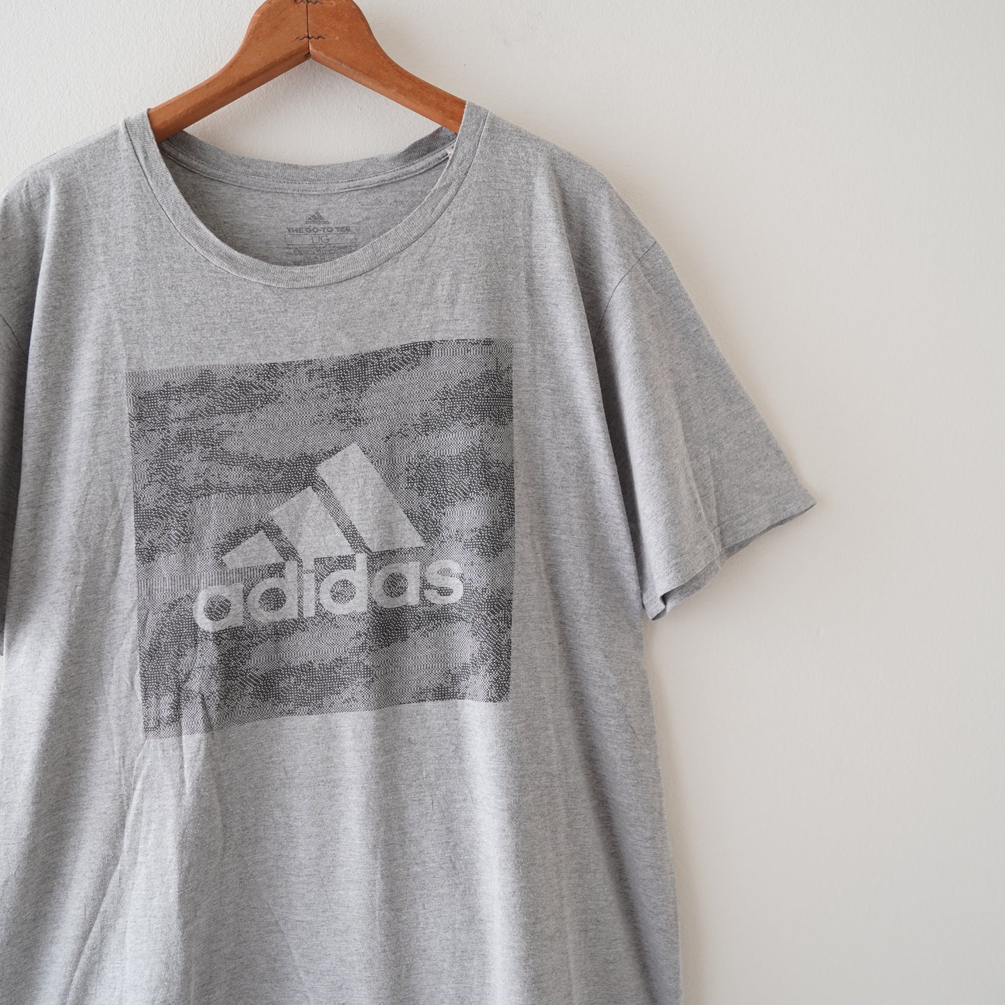 adidas logo tee