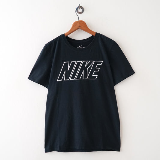 NIKE logo tee