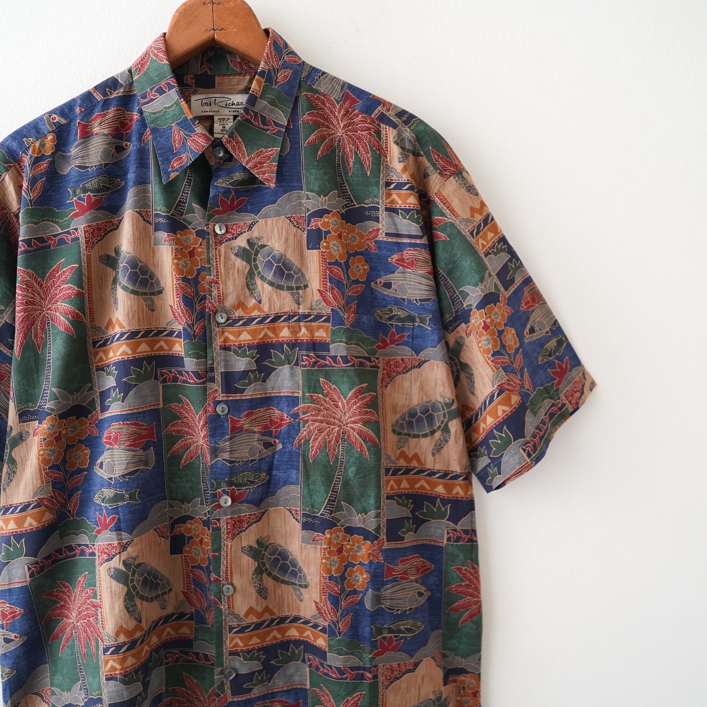 Aloha shirt