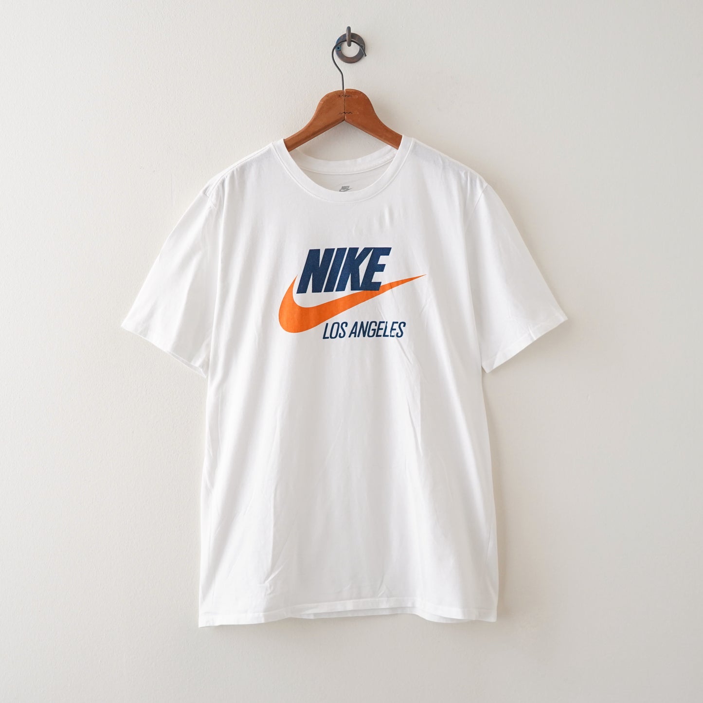 NIKE logo tee