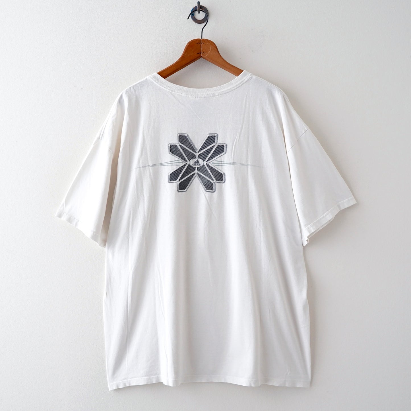 Adidas 360° tee