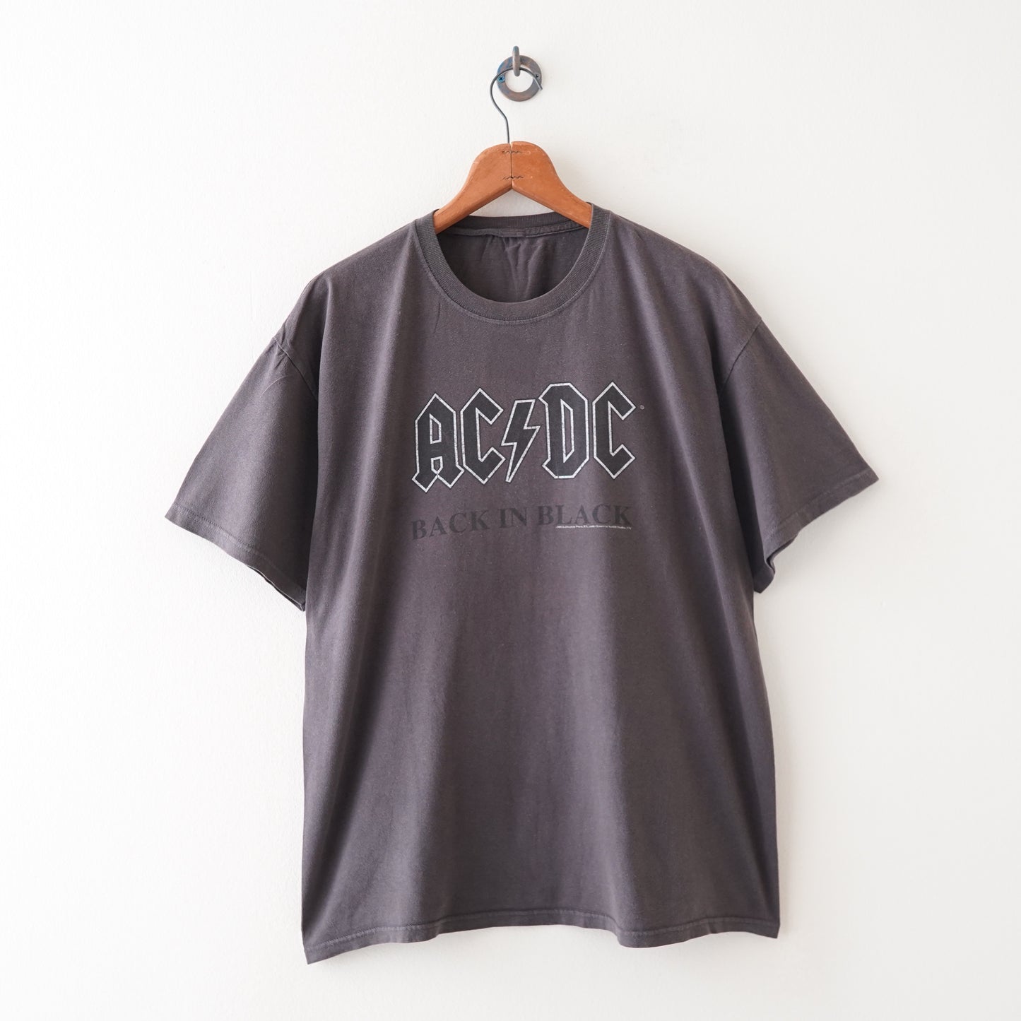 00s AC/DC tee