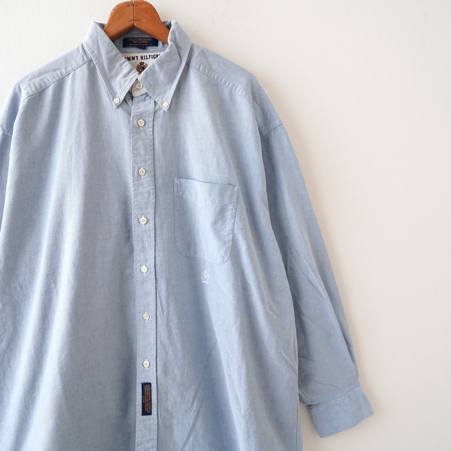 TOMMY HILFIGER denim shirt