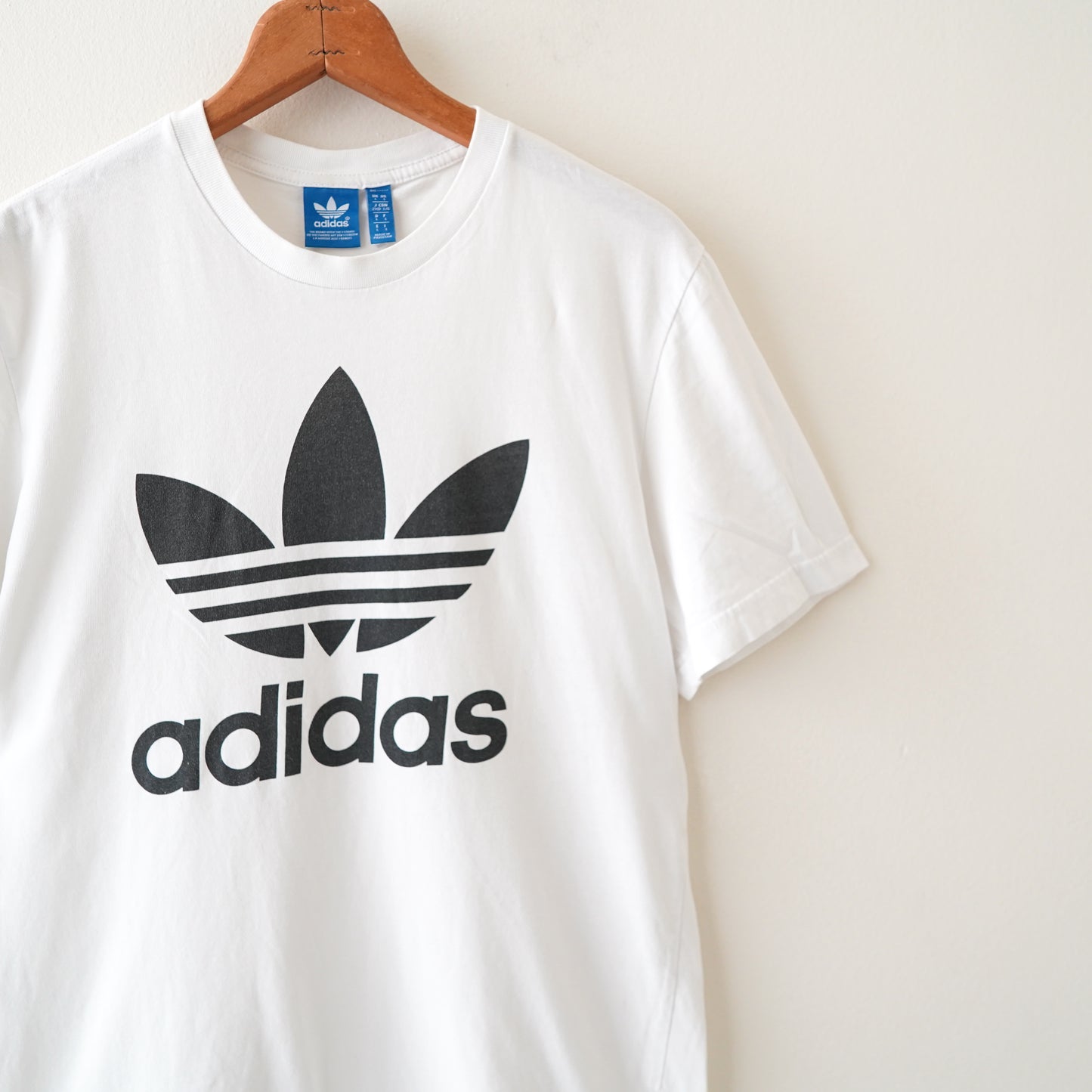 adidas logo tee