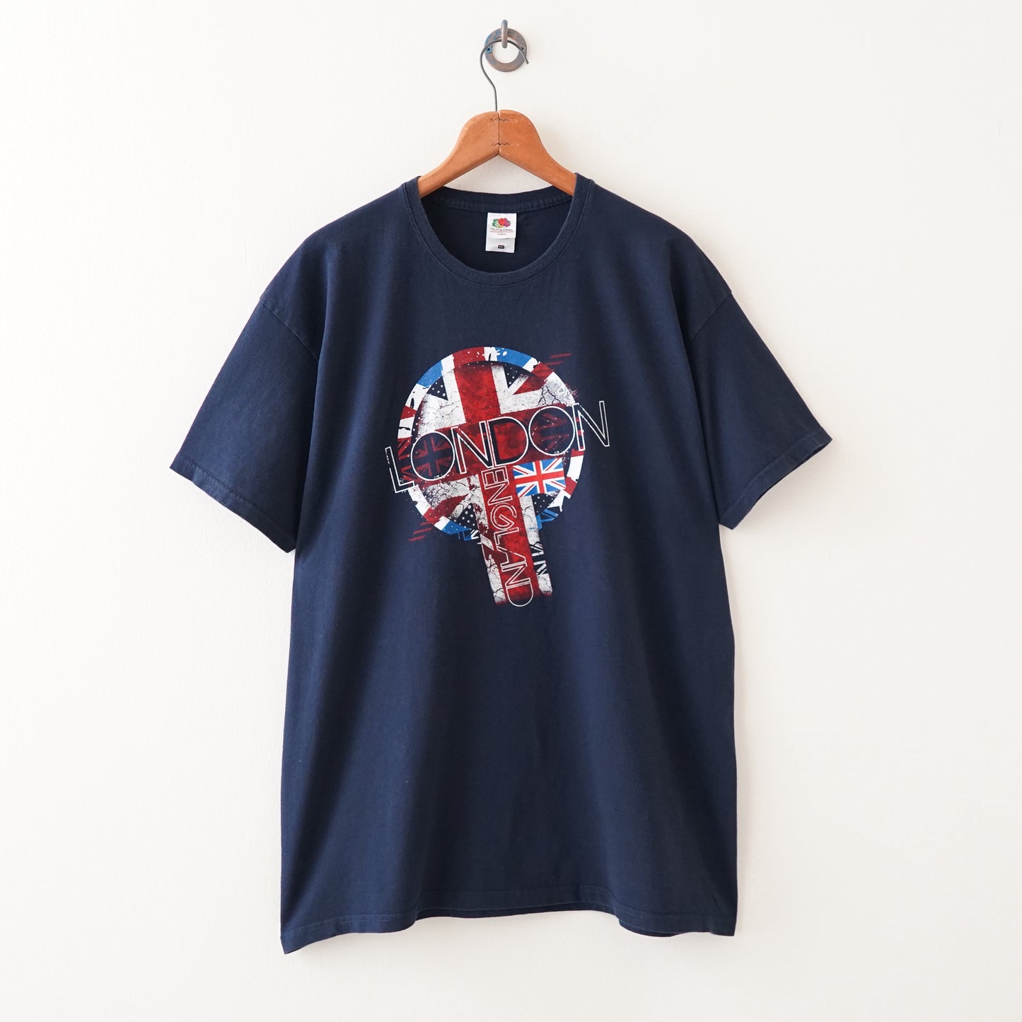 LONDON tee