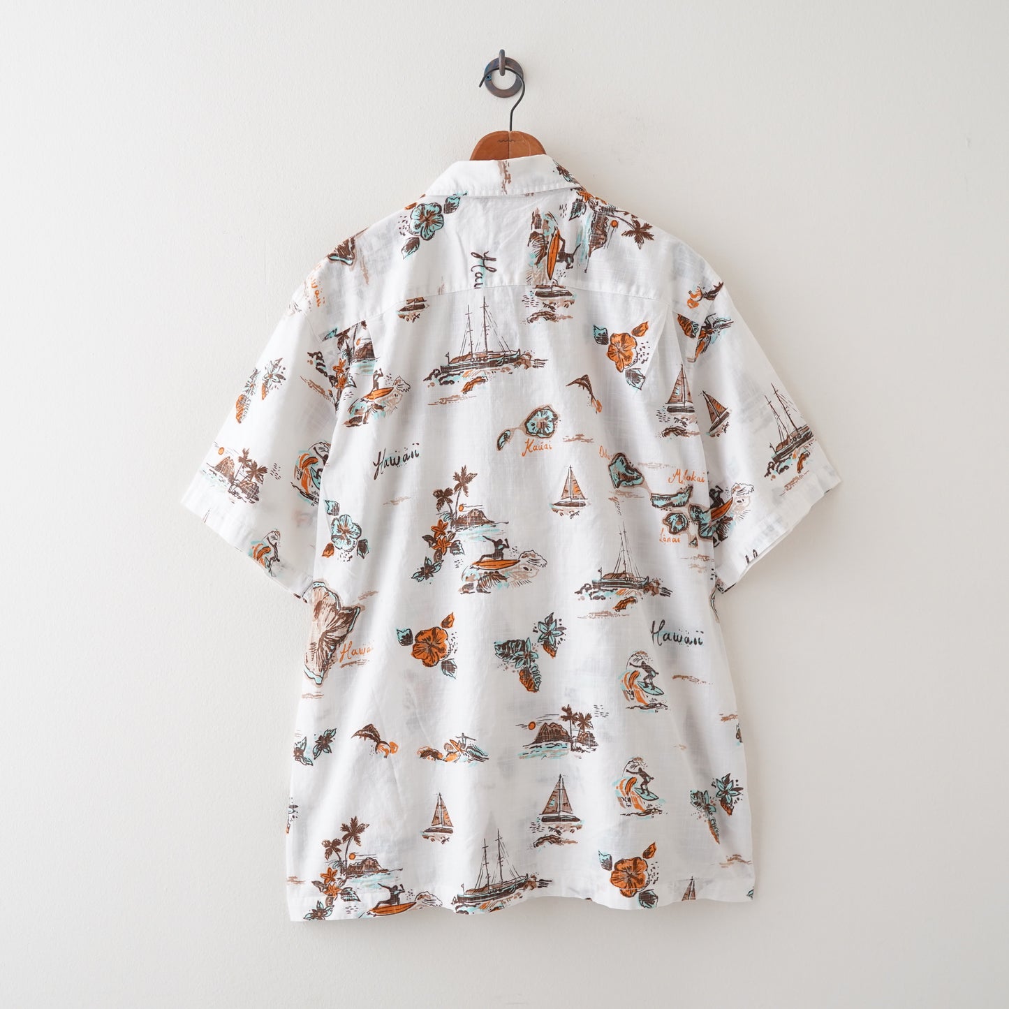 Hawaii pattern shirt