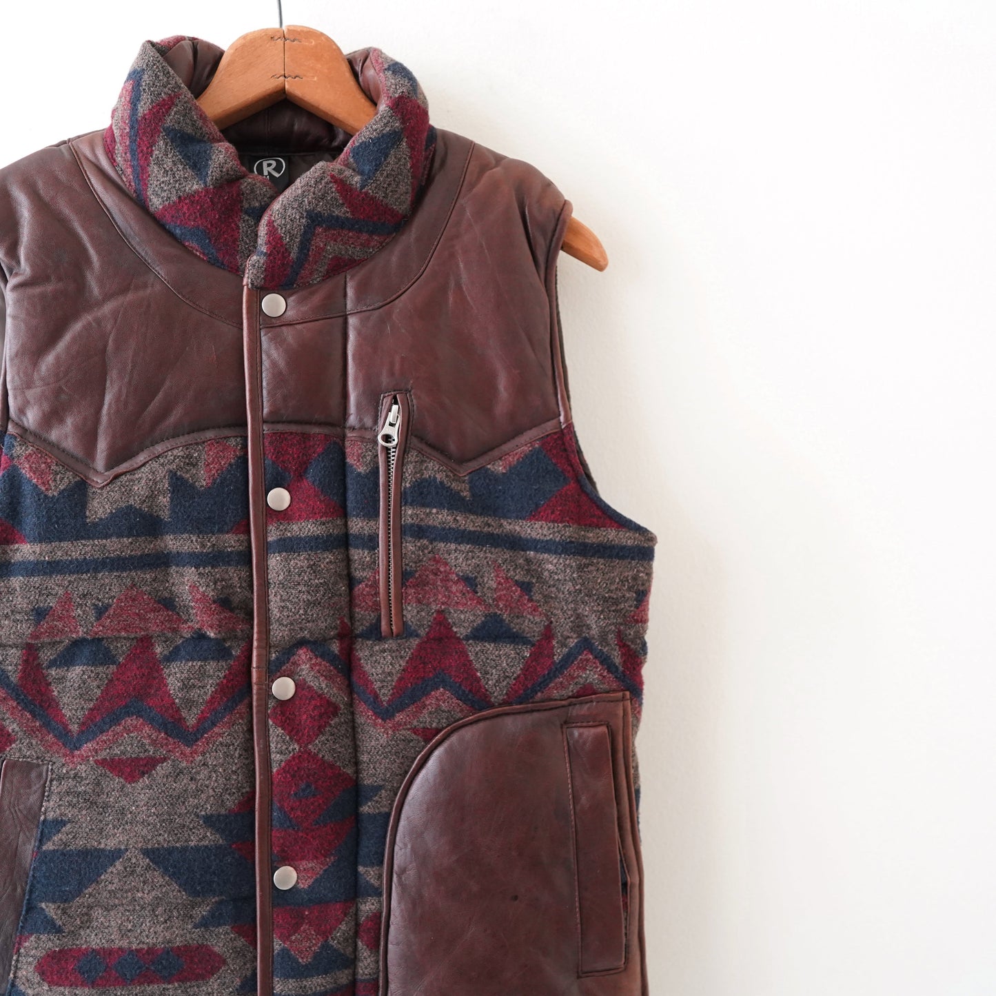 Patten down vest