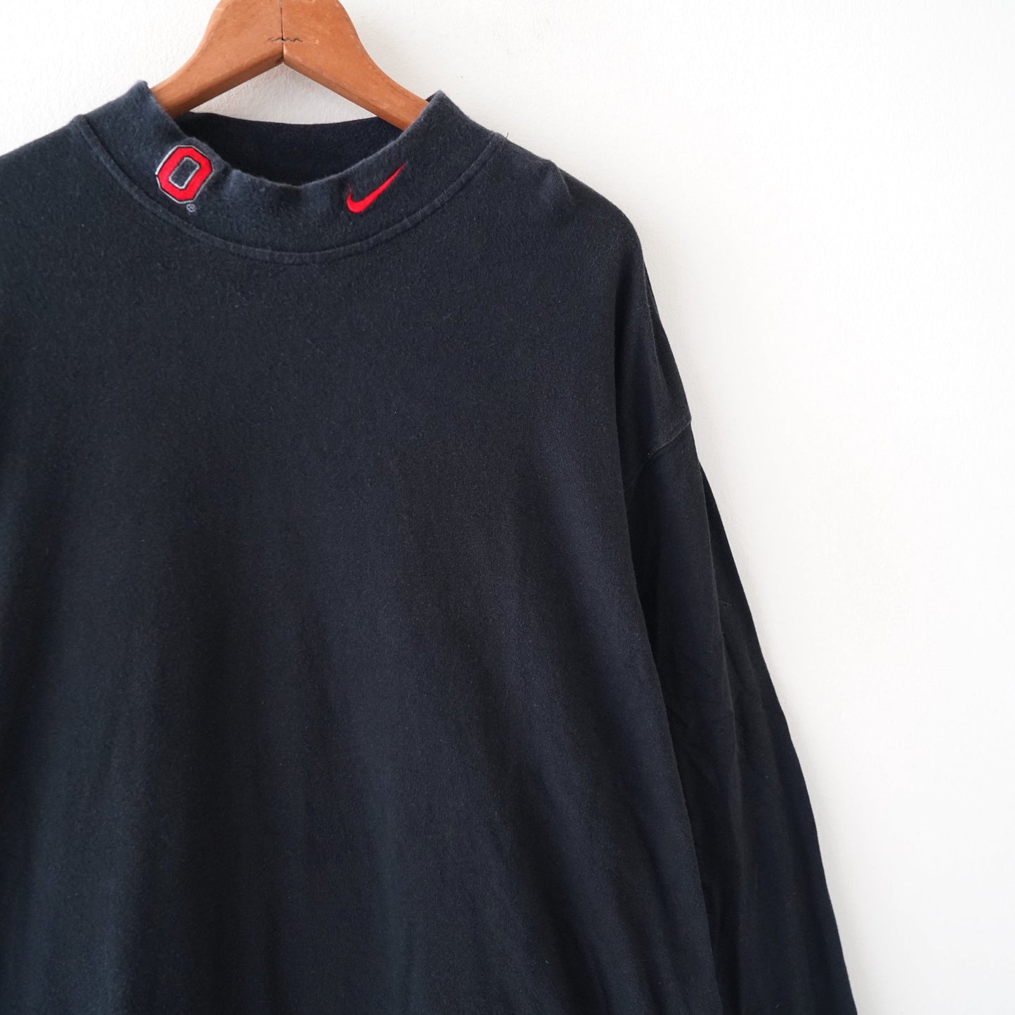 NIKE long tee