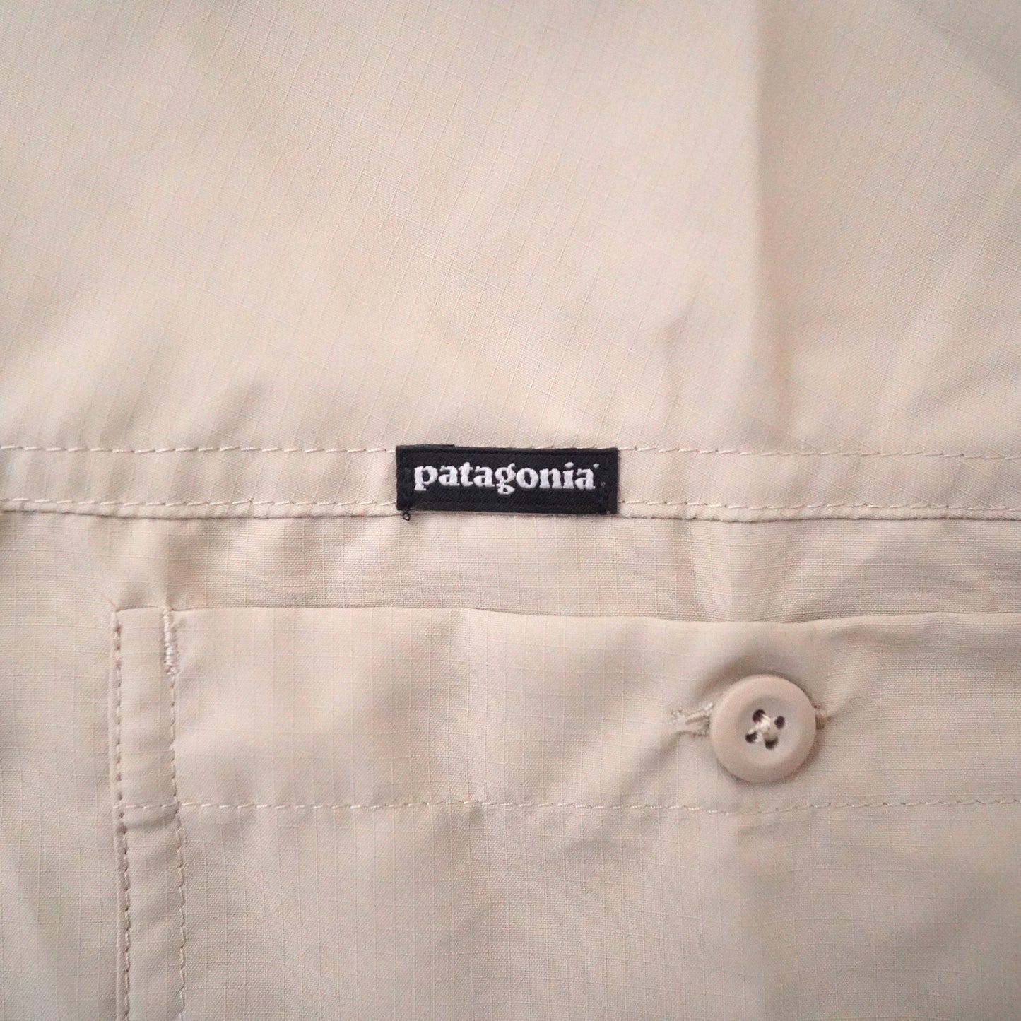 Patagonia Poriester shirts