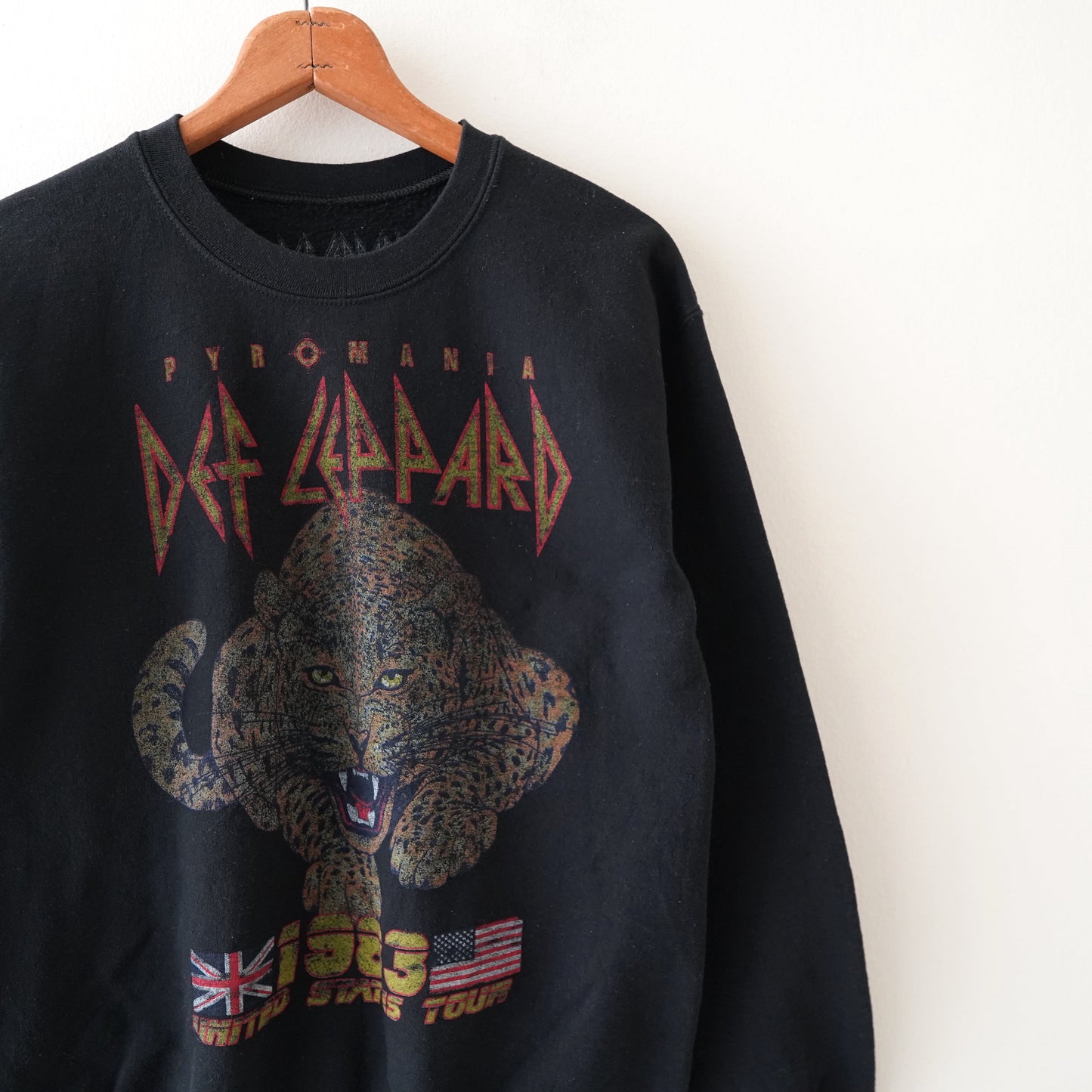 Def Leppard sweat