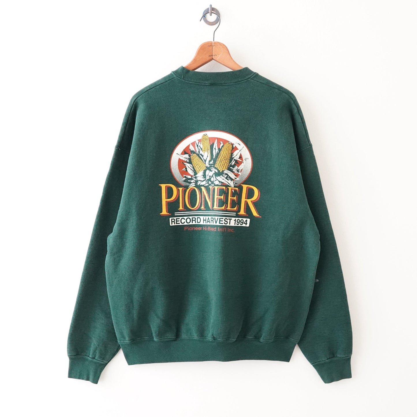 90s Pioneer Hi-Bred International, Inc. sweat