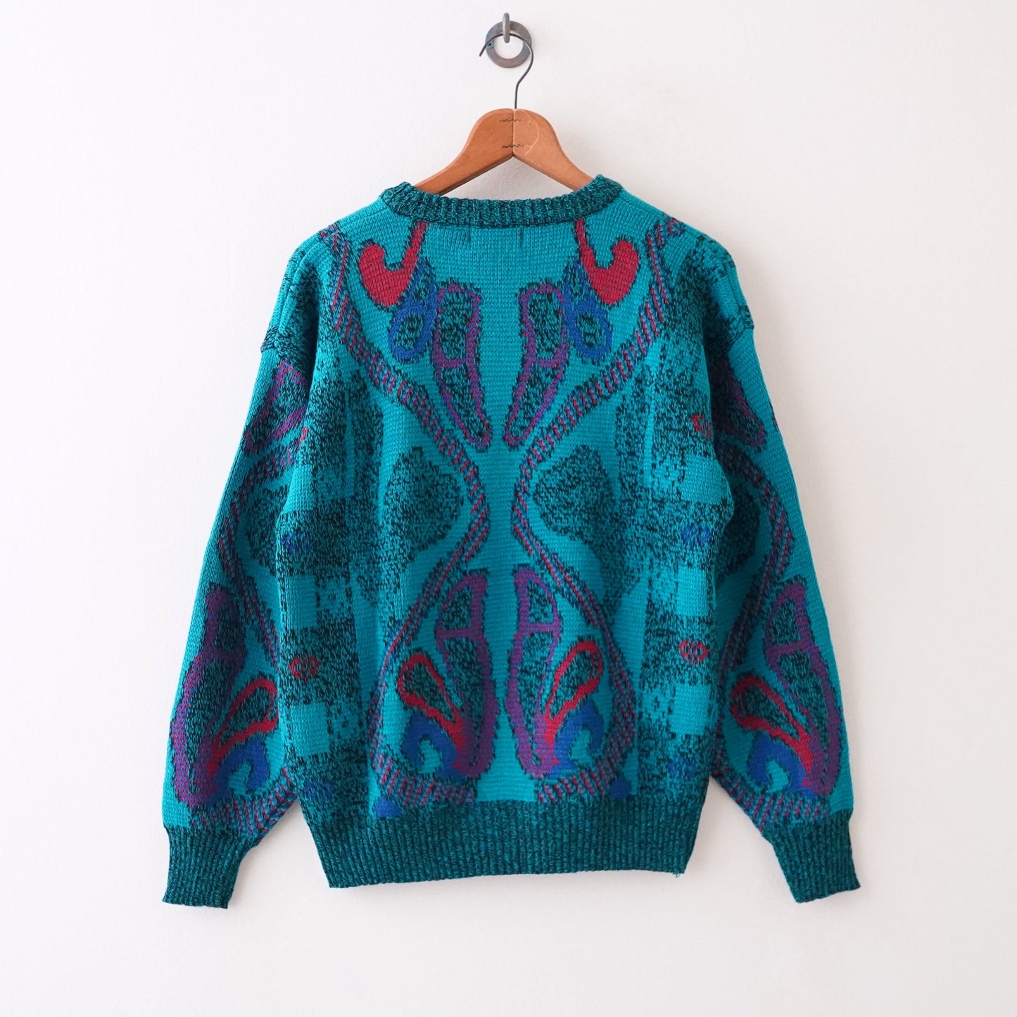 Pattern sweater