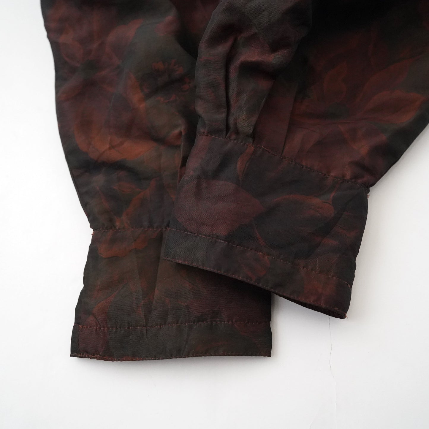 Leaf pattern military jacket