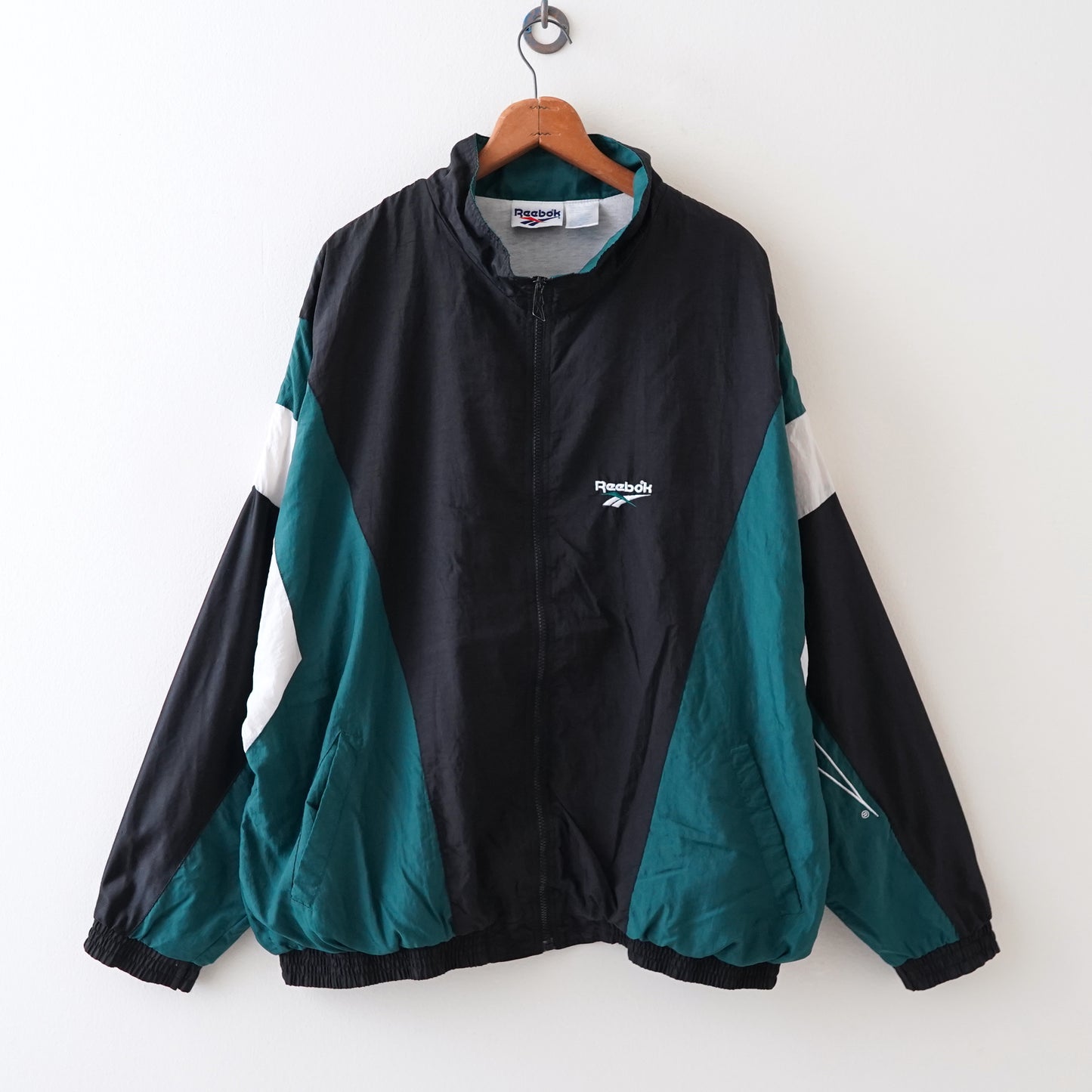 90s Reebok Nylon jacket