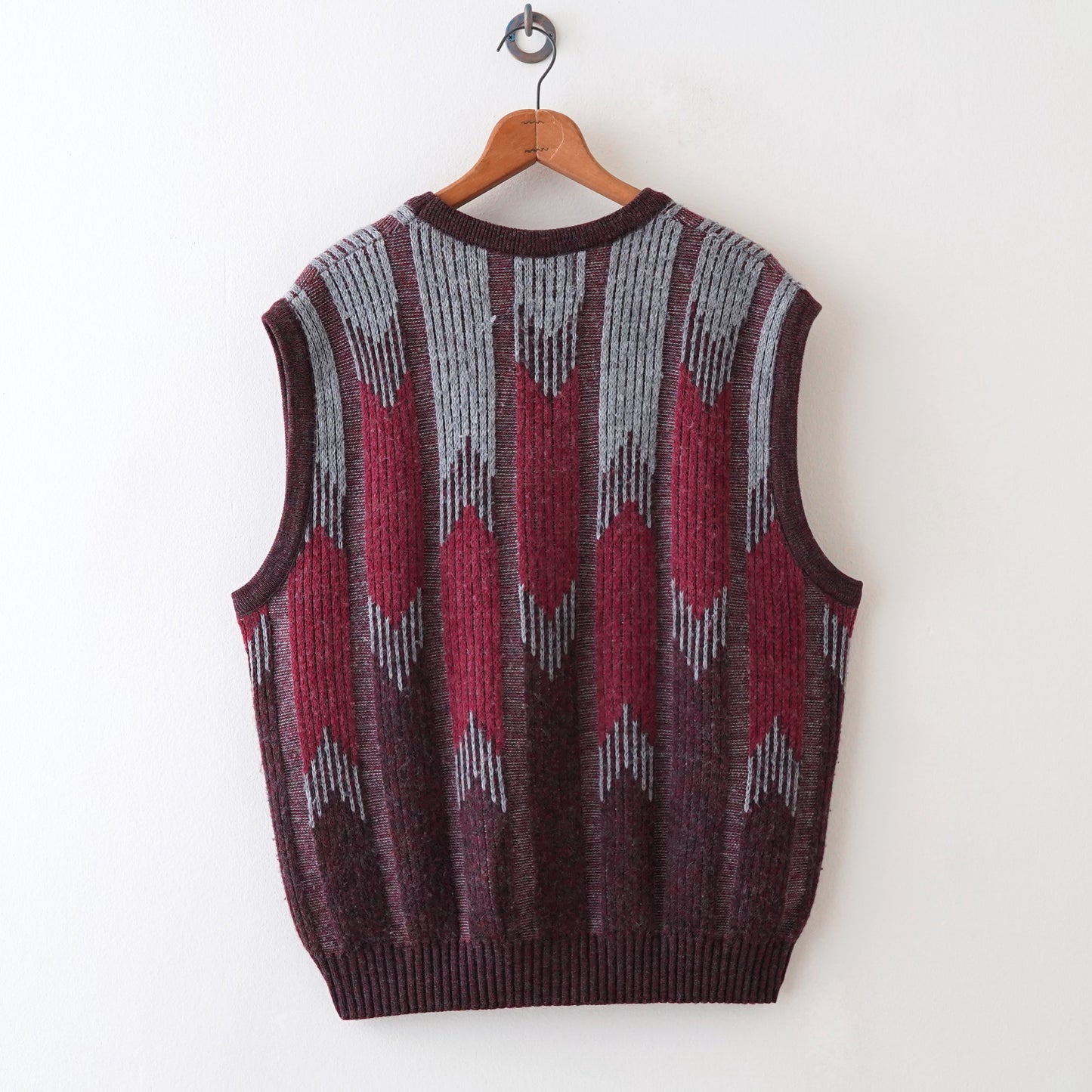 acrylic knit vest