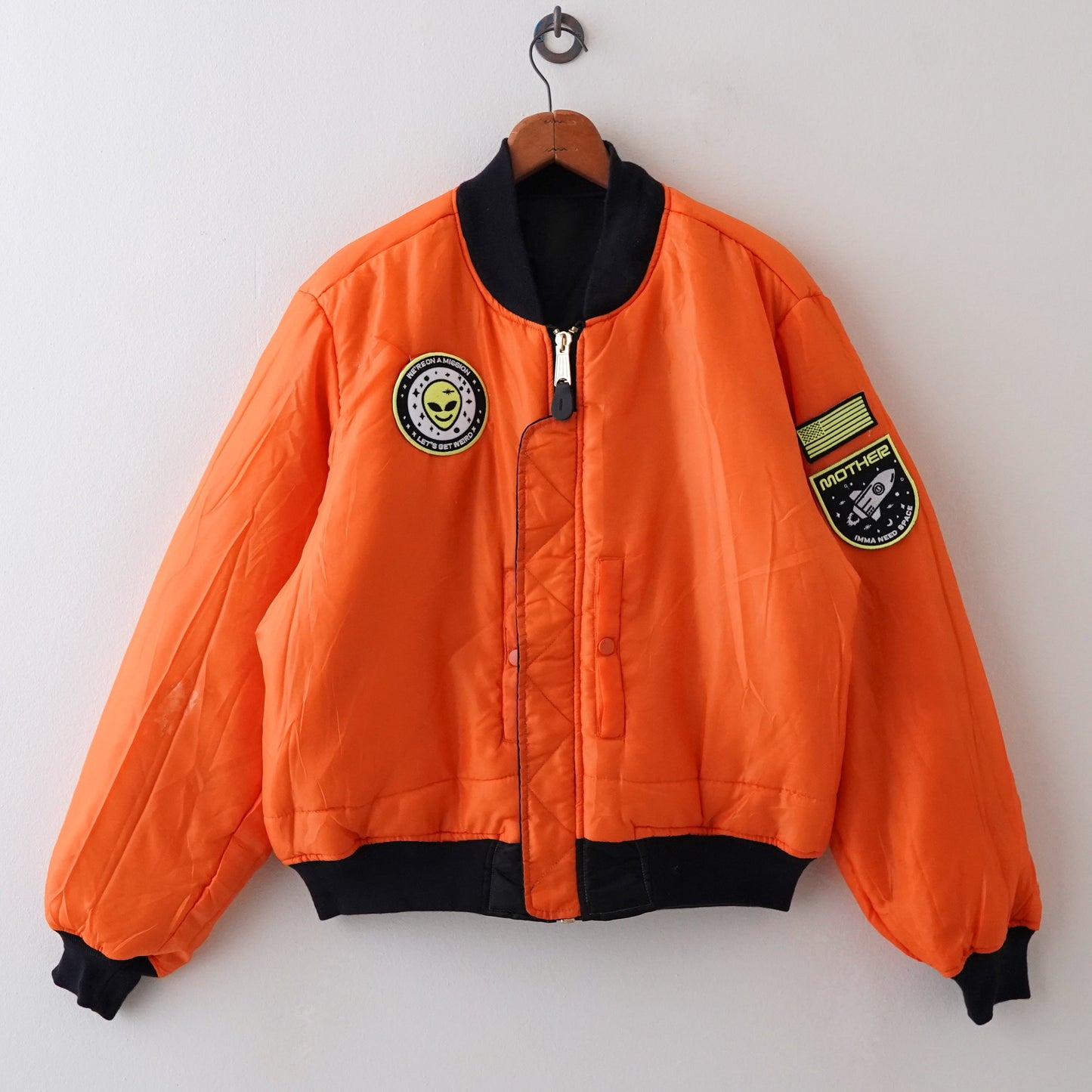 Reversible bomber jacket