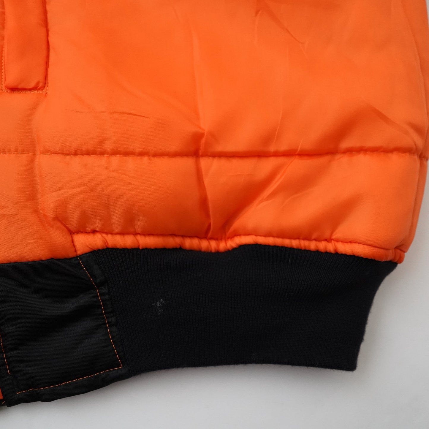 Reversible bomber jacket