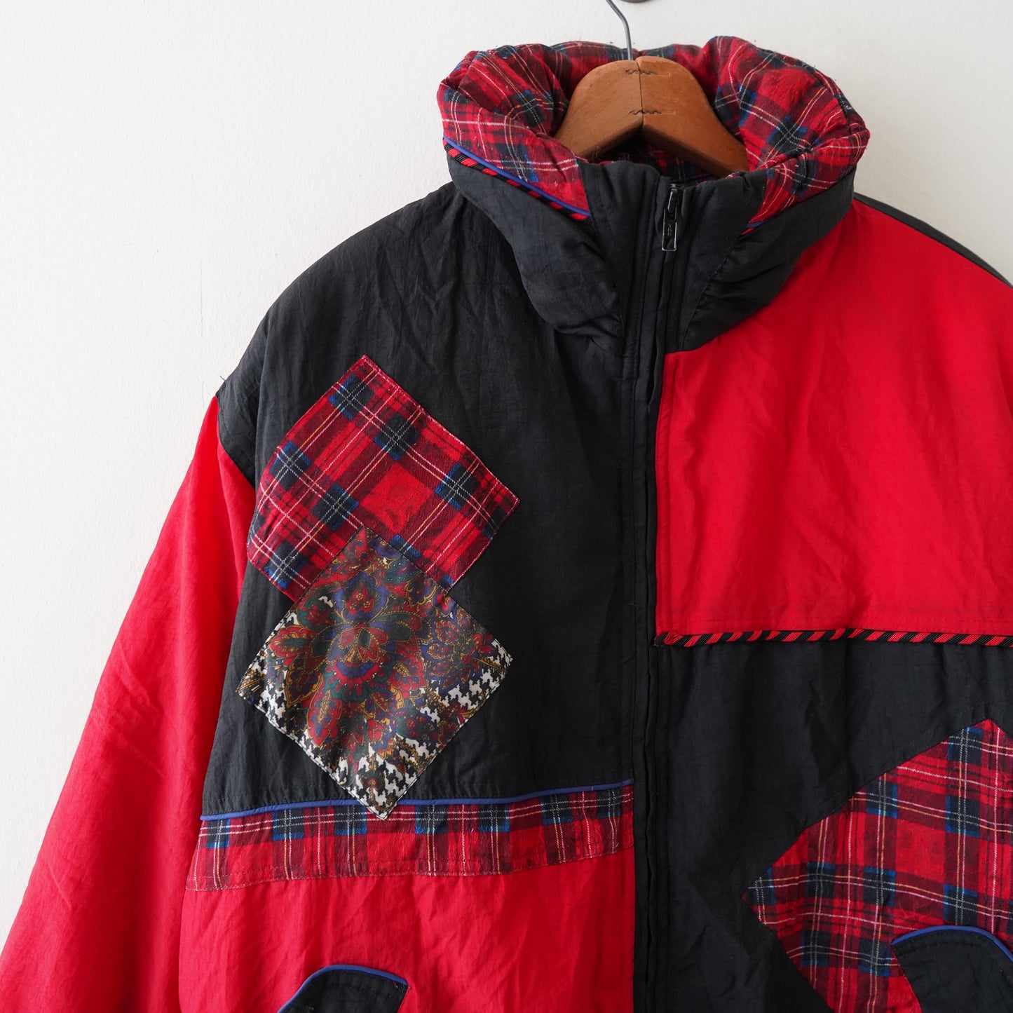 Check pattern down jacket