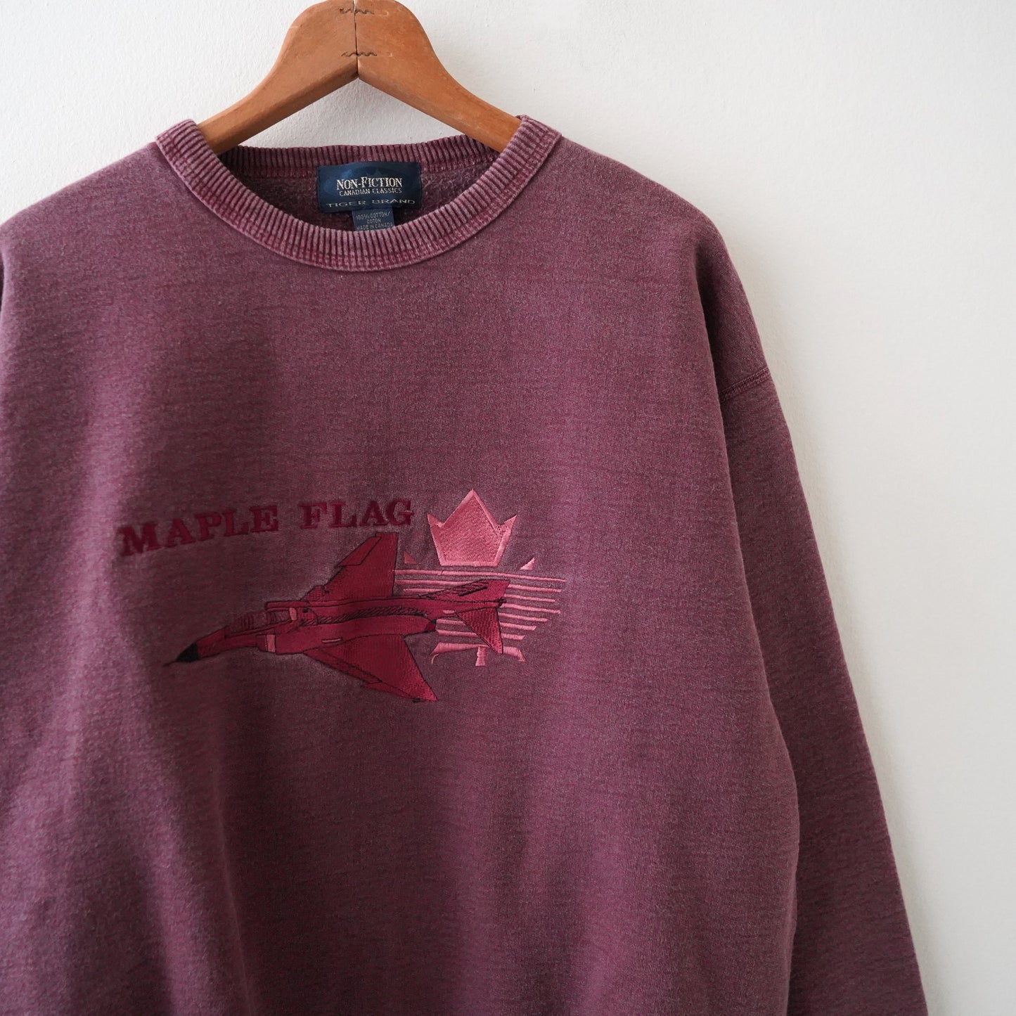 MAPLE FLAG sweat