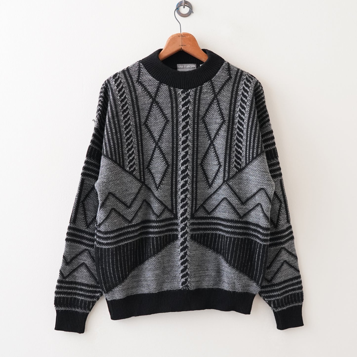 pattern sweater