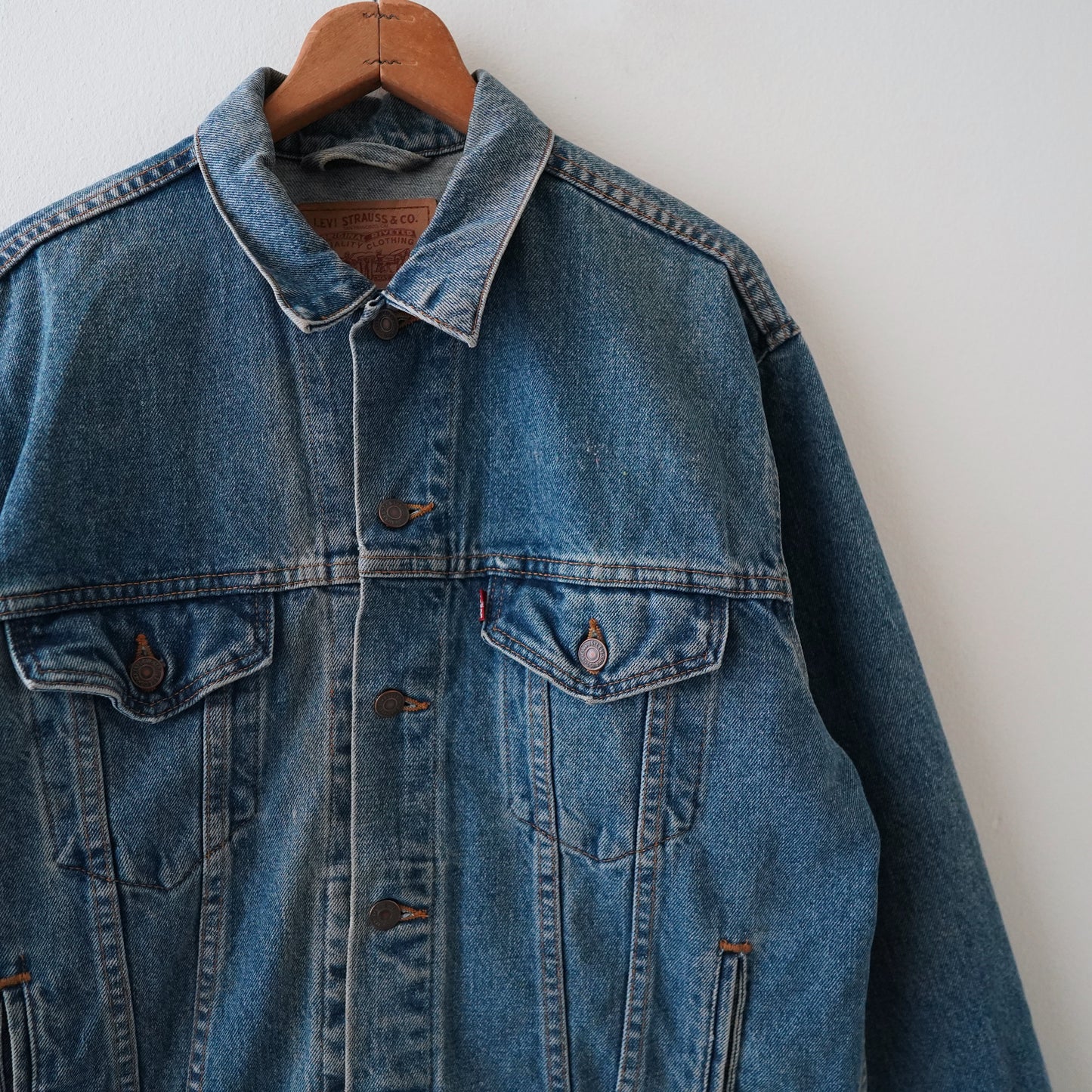 90s Levi's denim jacket