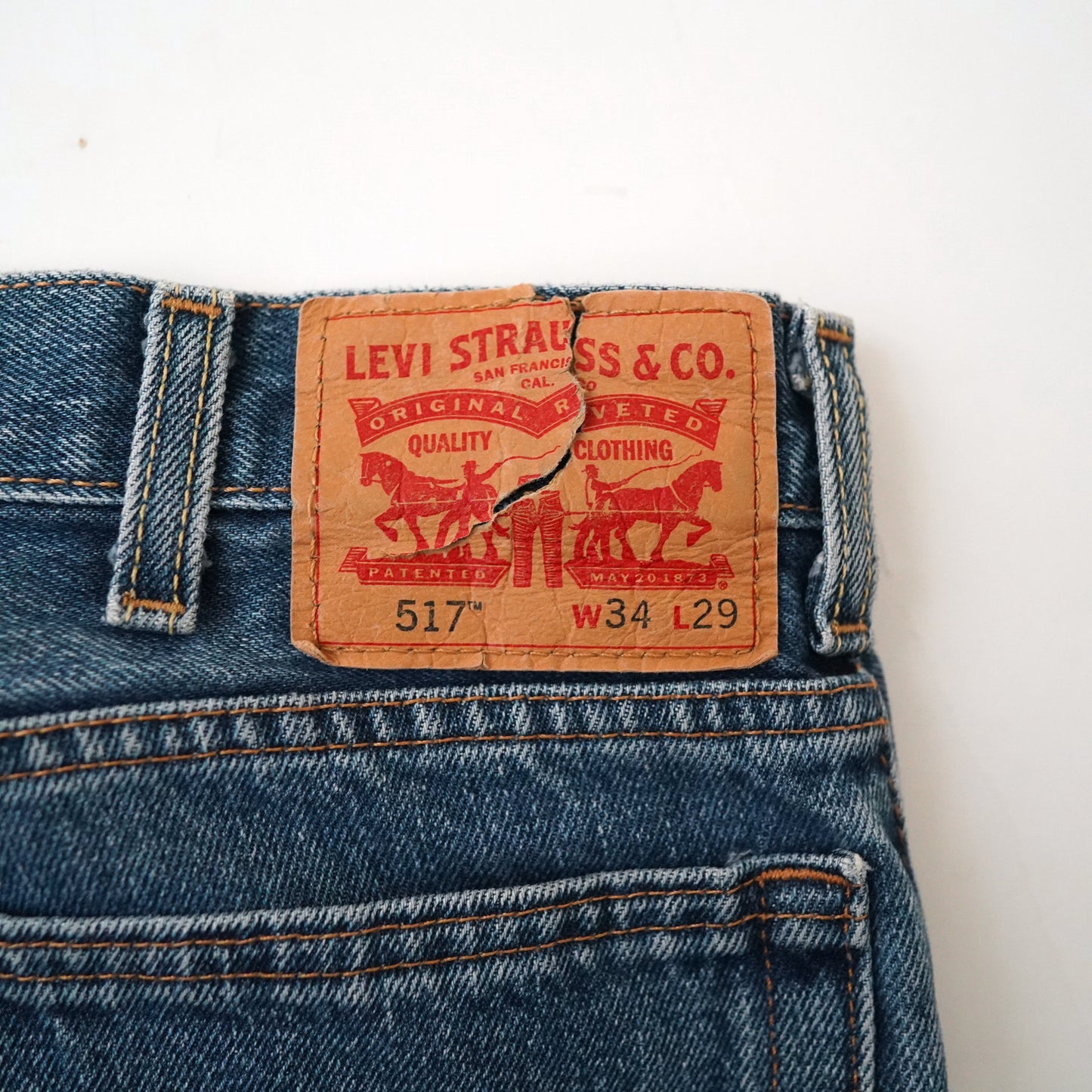 Levi's 517 pants