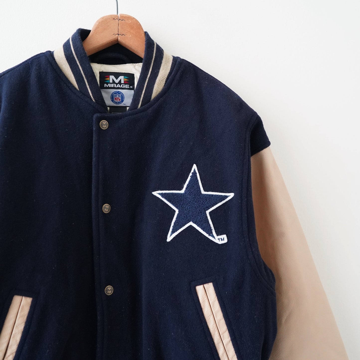 90s Dallas Cowboys stadium jacket