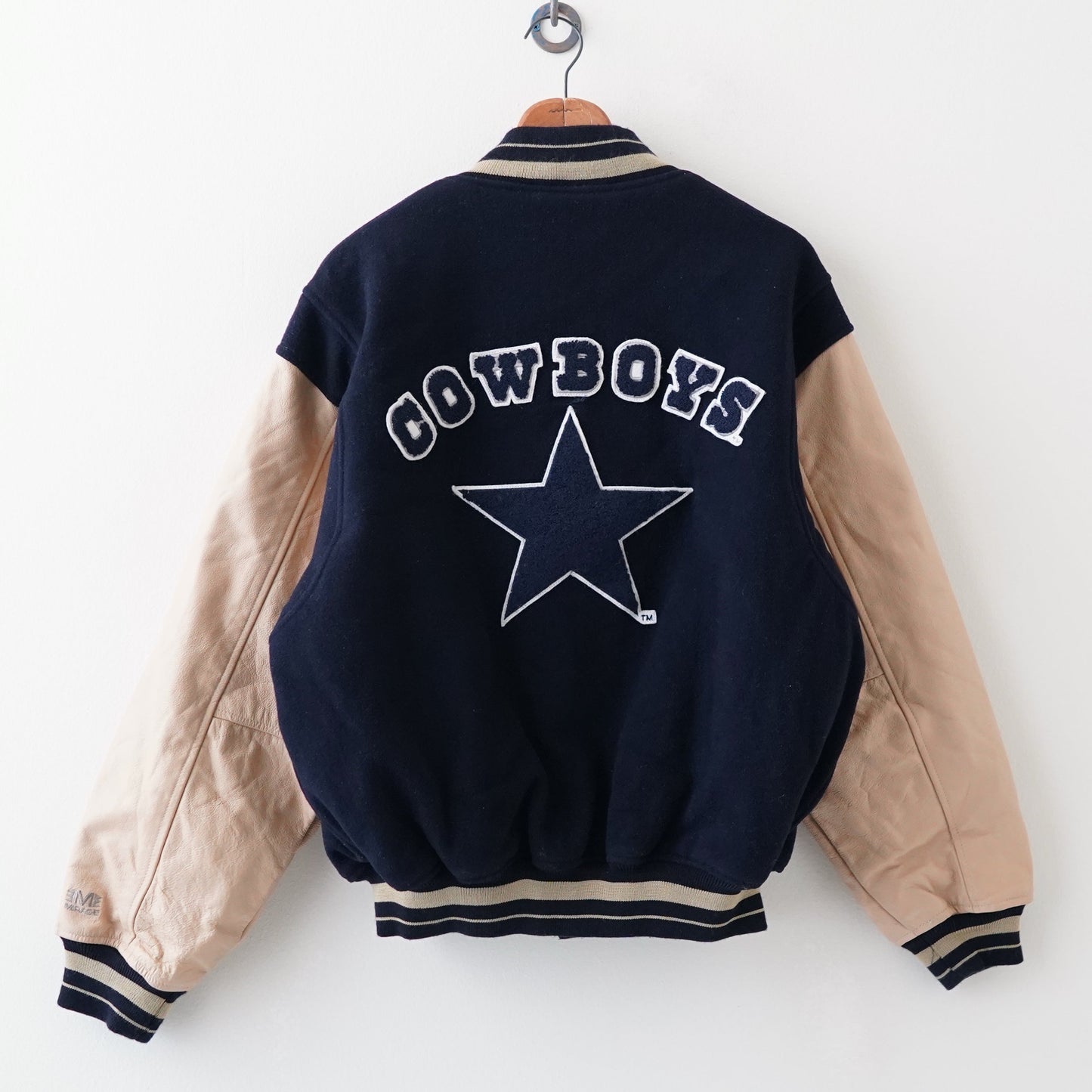 90s Dallas Cowboys stadium jacket