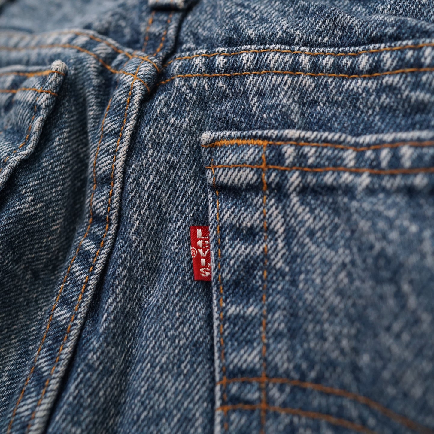 90s Levi's tapered denim pants