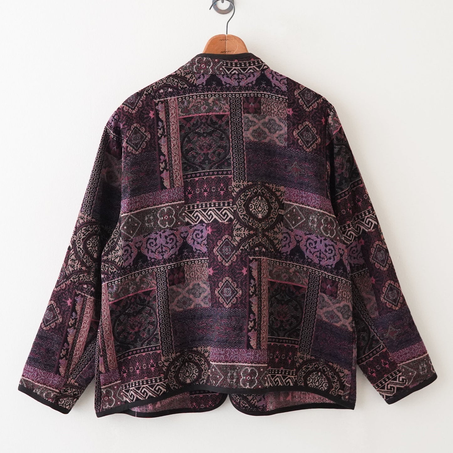 Embroidery gobelin jacket