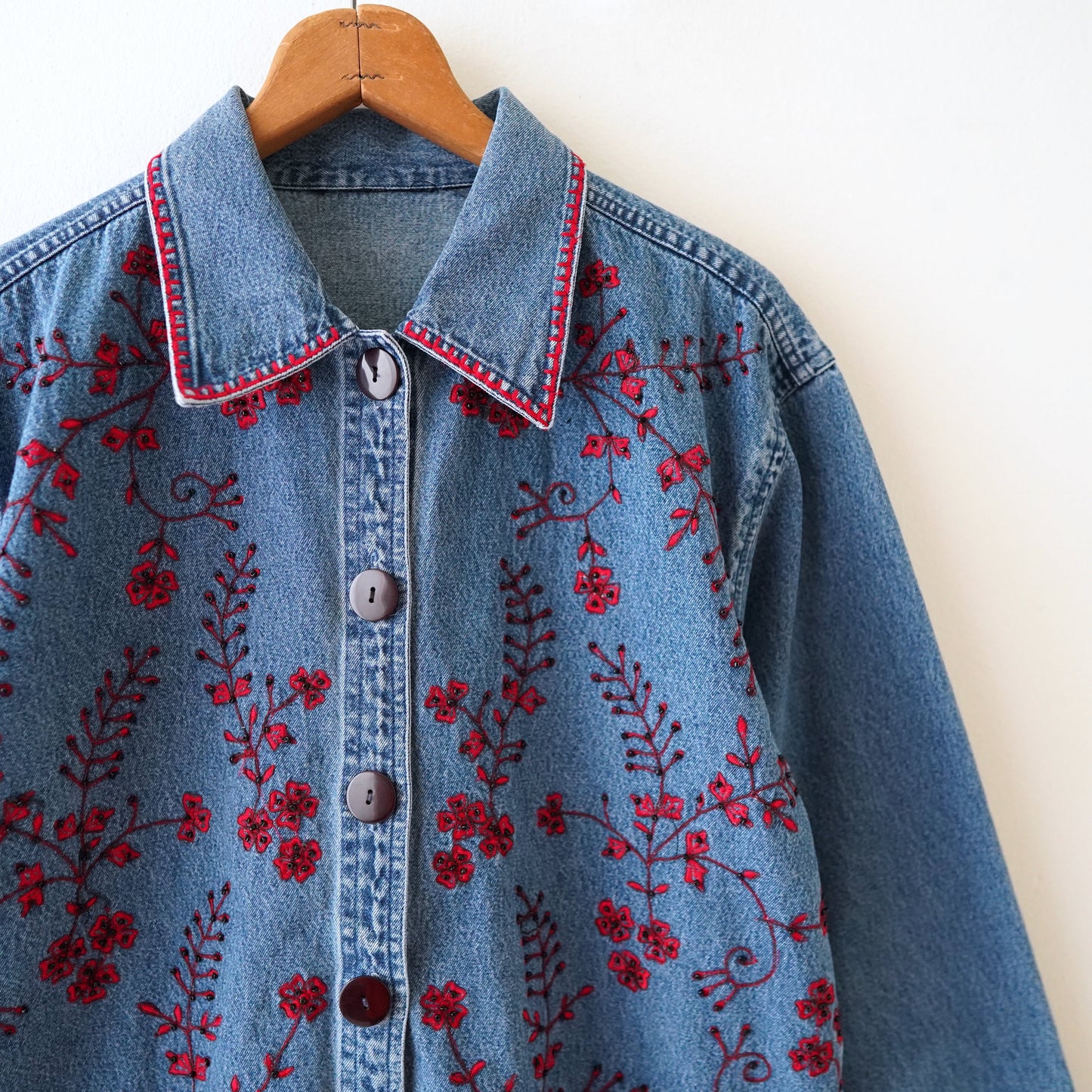 flower stitch denim jacket