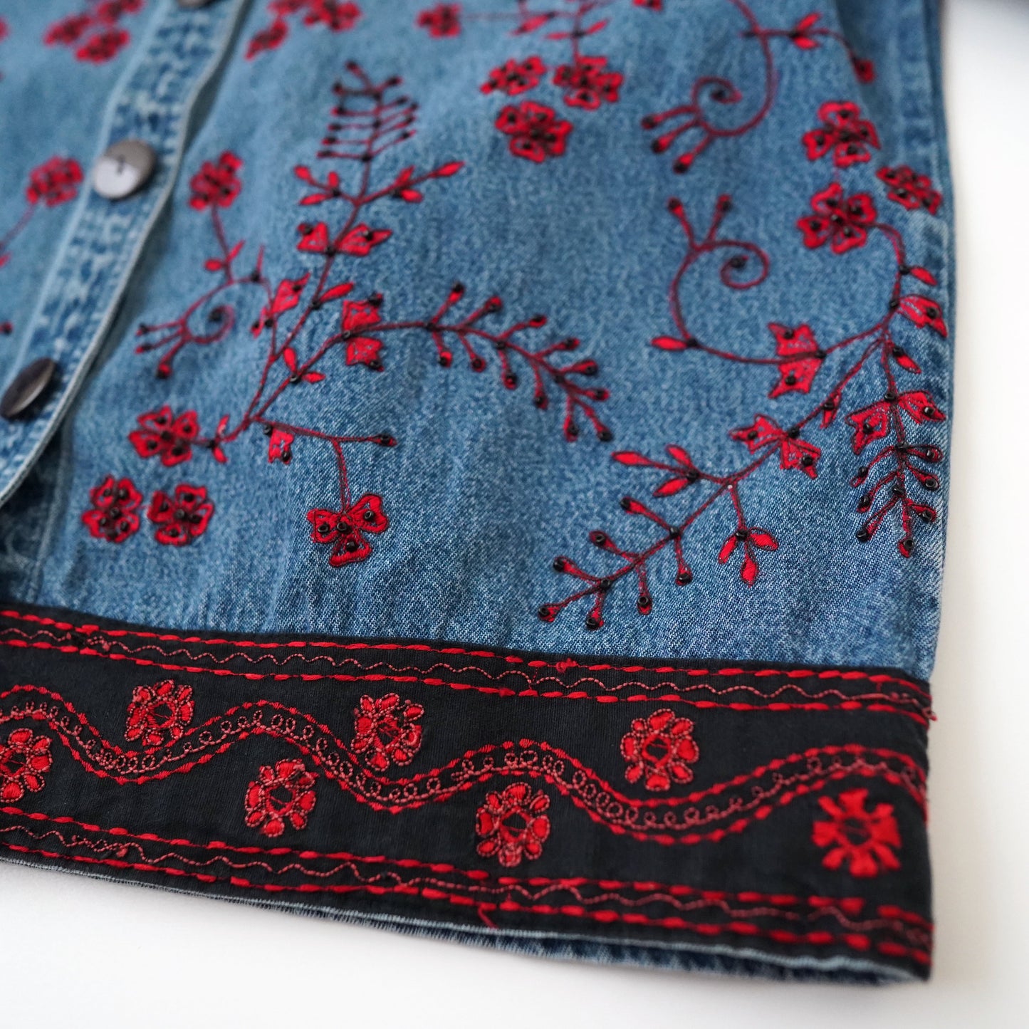 flower stitch denim jacket