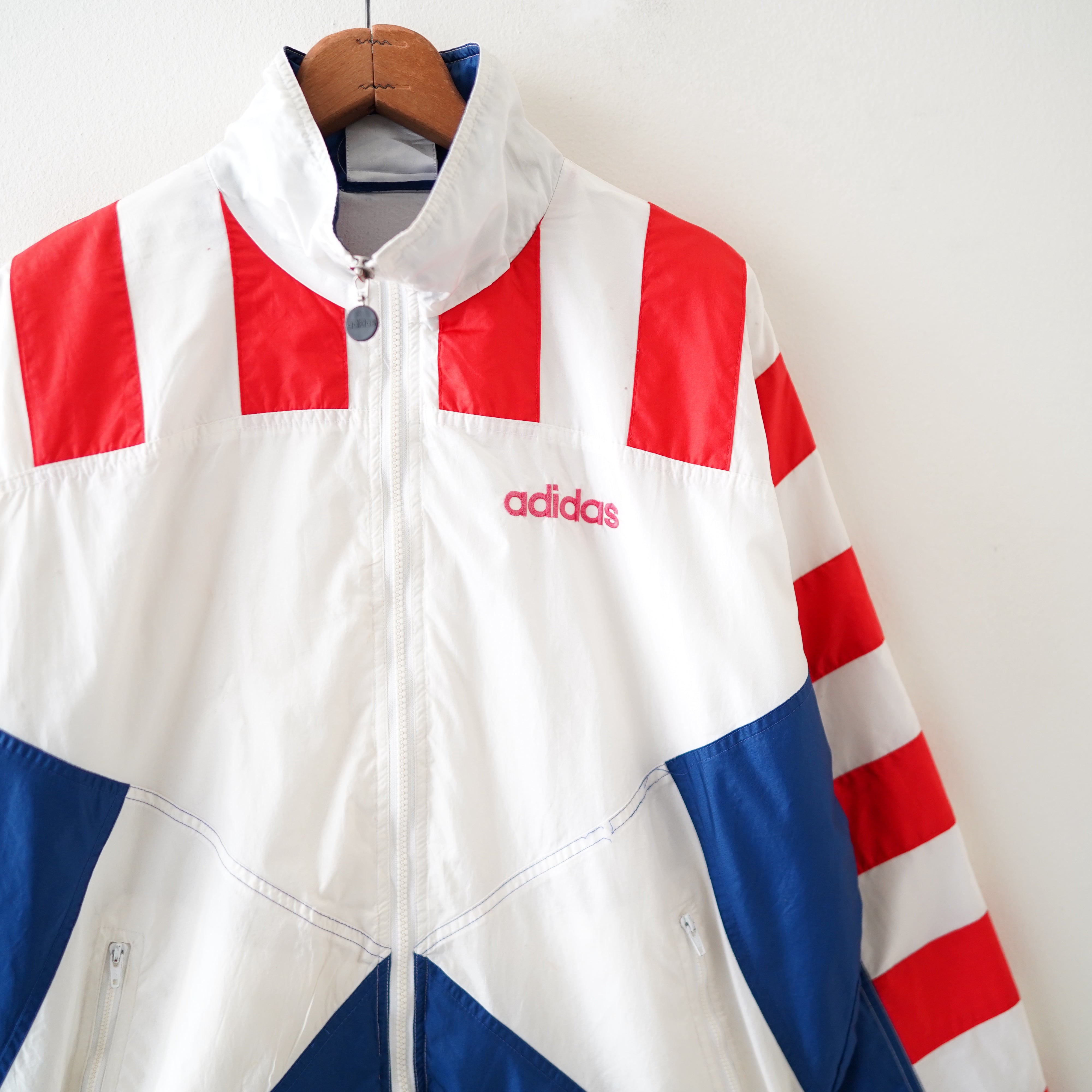 80s adidas nylon jacket – NEVER KNOWS