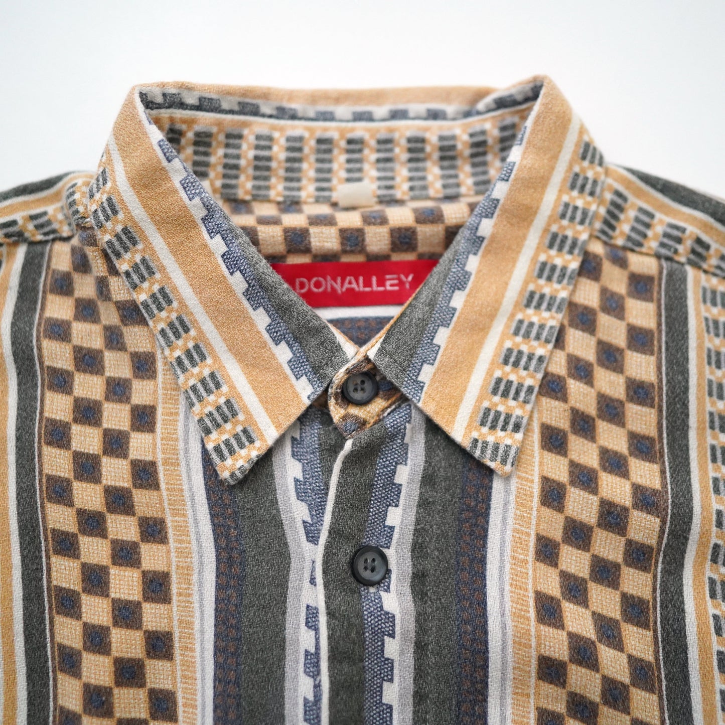90s DONALLEY pattern shirt