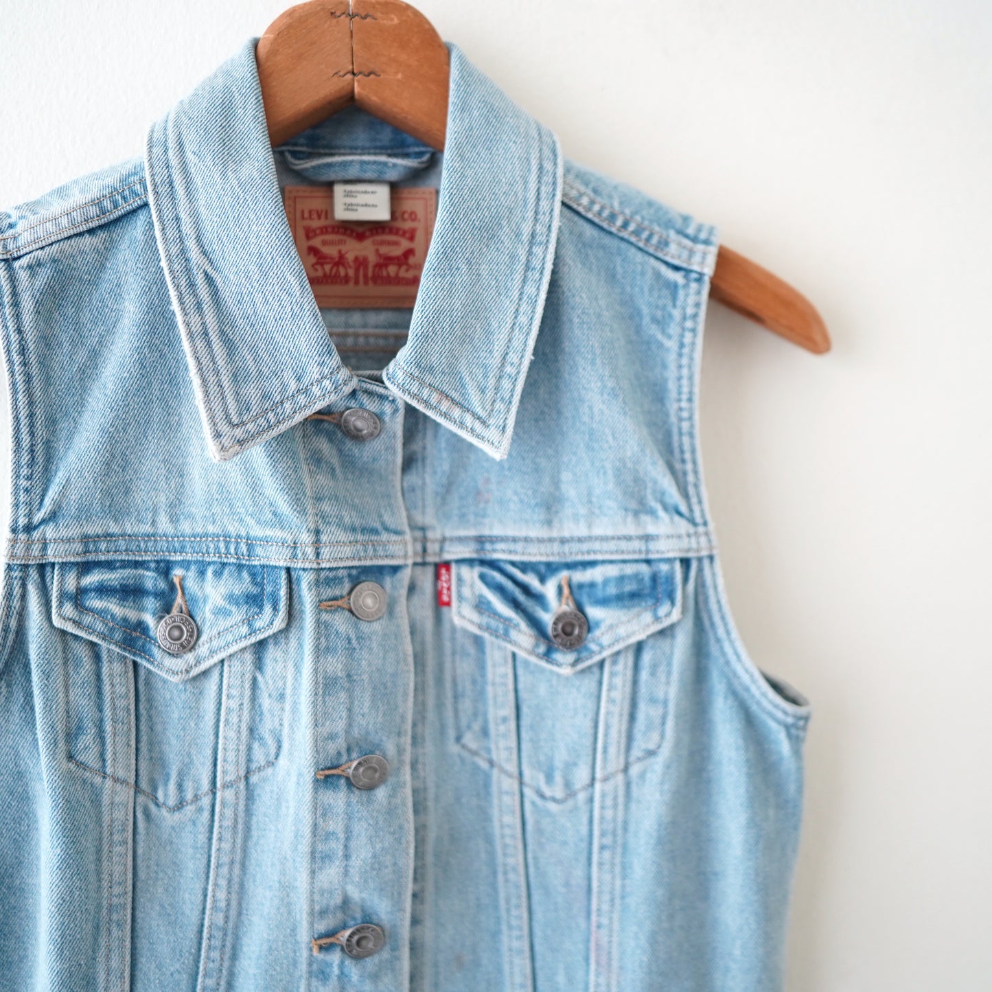 LEVI'S denim vest